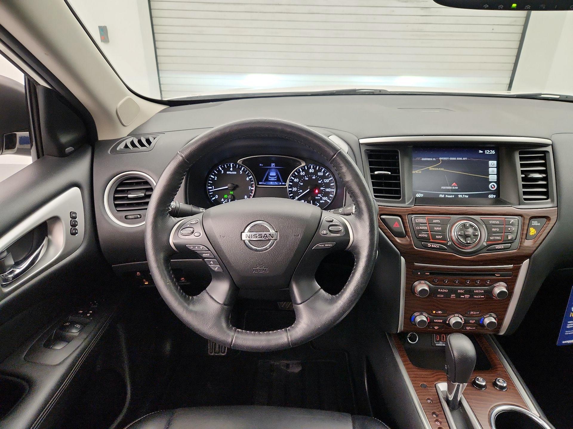 Thumbnail: 2020 Nissan Pathfinder - 10