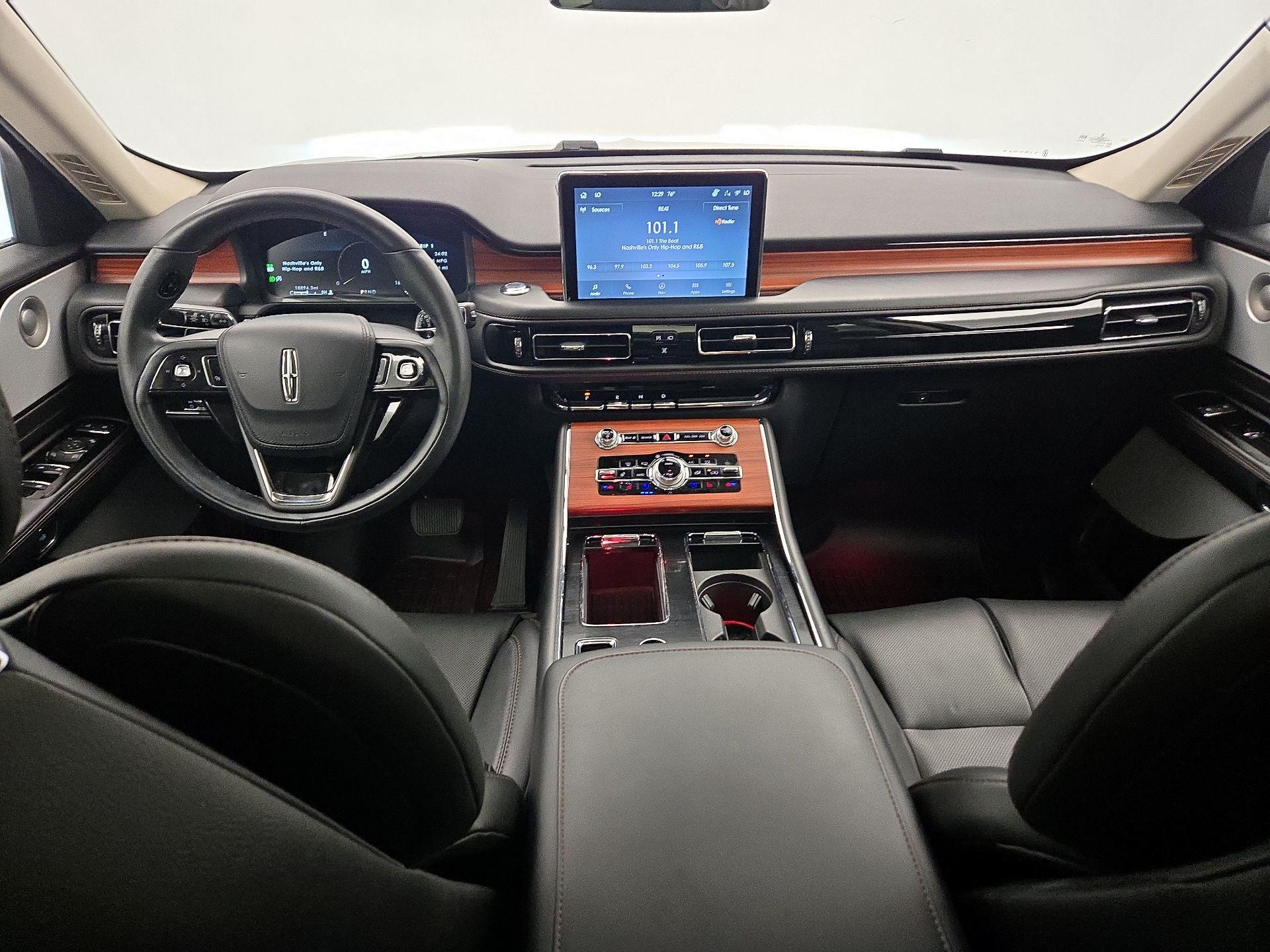 Thumbnail: 2023 Lincoln Aviator - 9