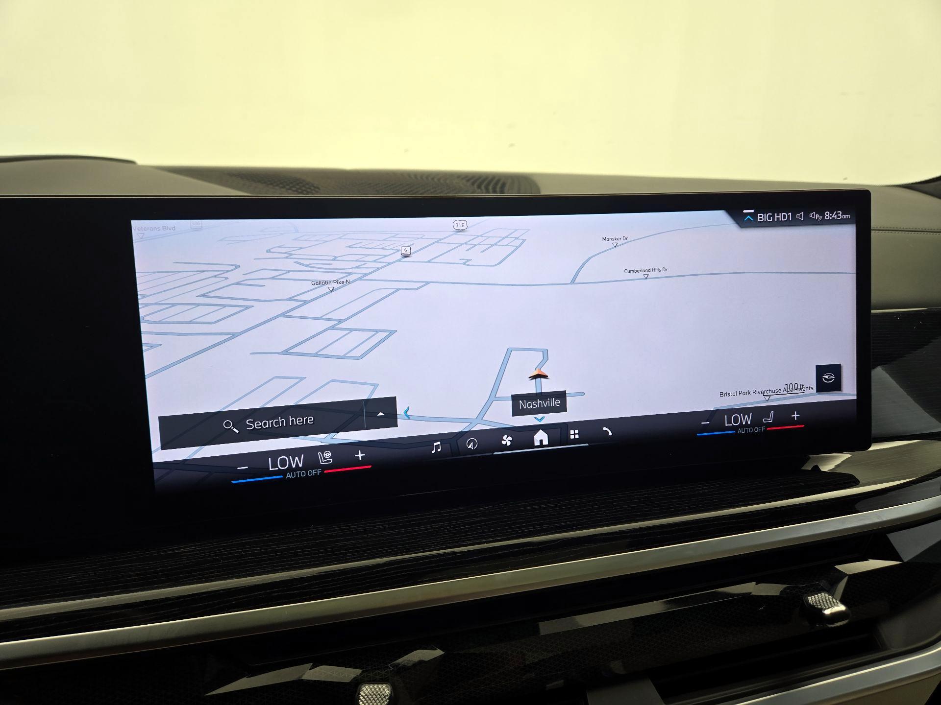 Thumbnail: 2024 BMW X7 - 14