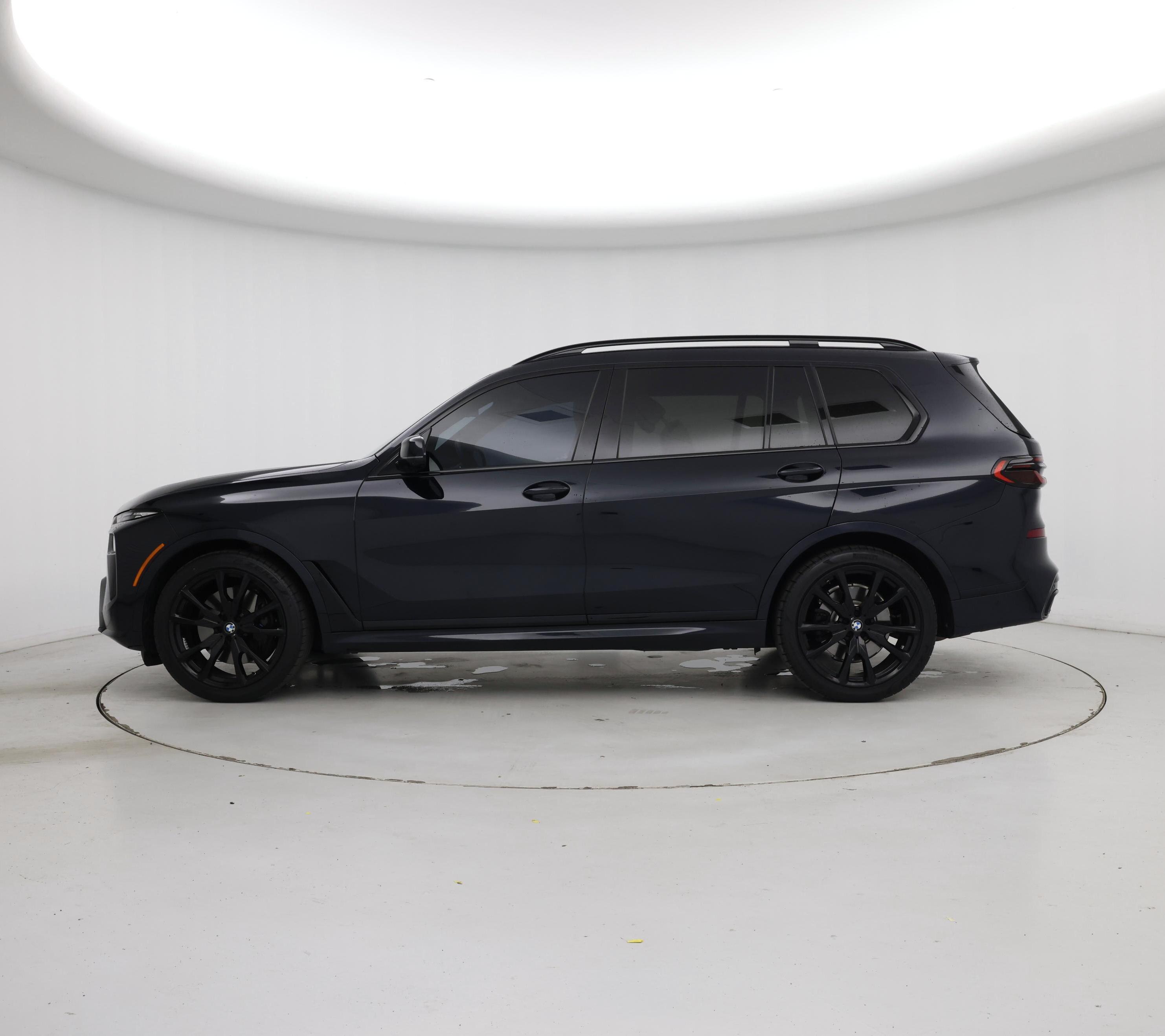 Thumbnail: 2024 BMW X7 - 3