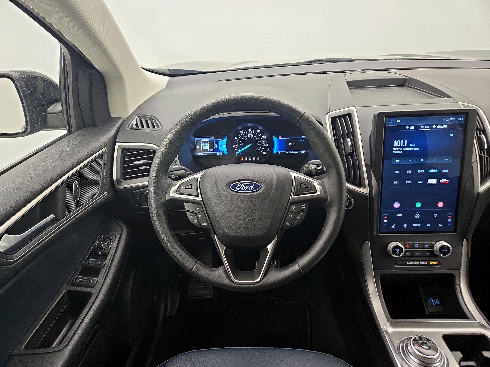 Thumbnail: 2022 Ford Edge - 10
