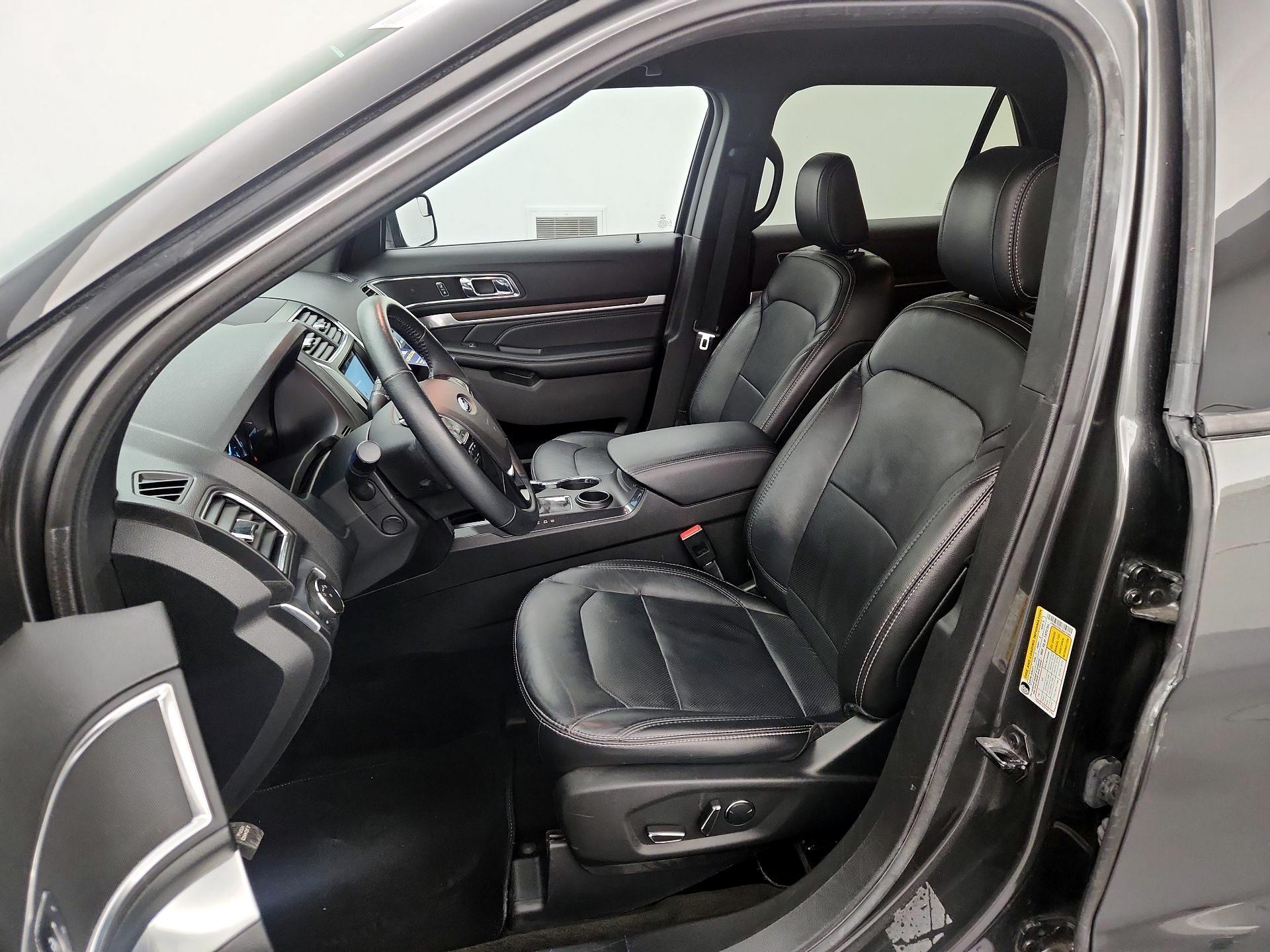 Thumbnail: 2018 Ford Explorer - 11