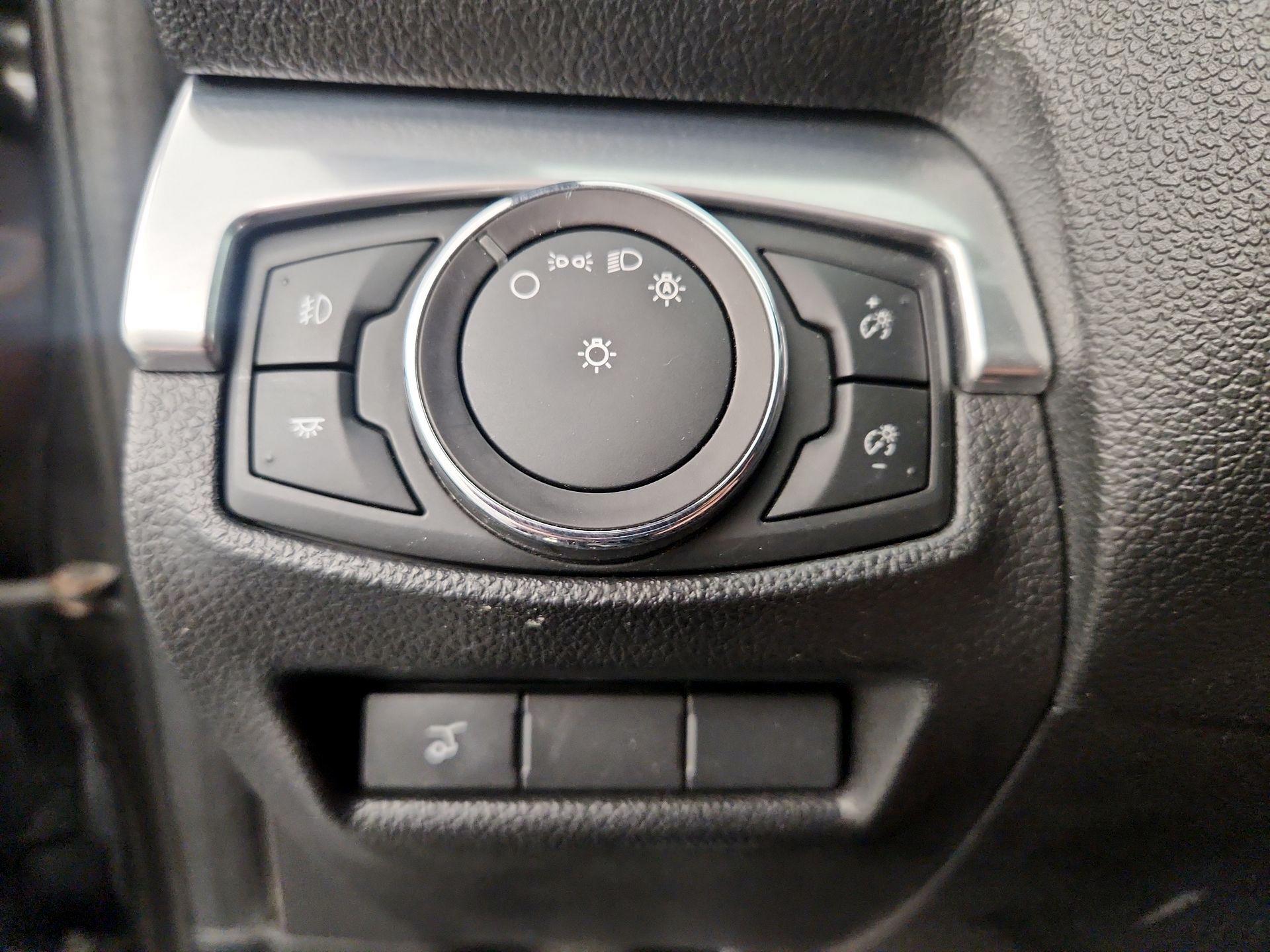 Thumbnail: 2018 Ford Explorer - 13