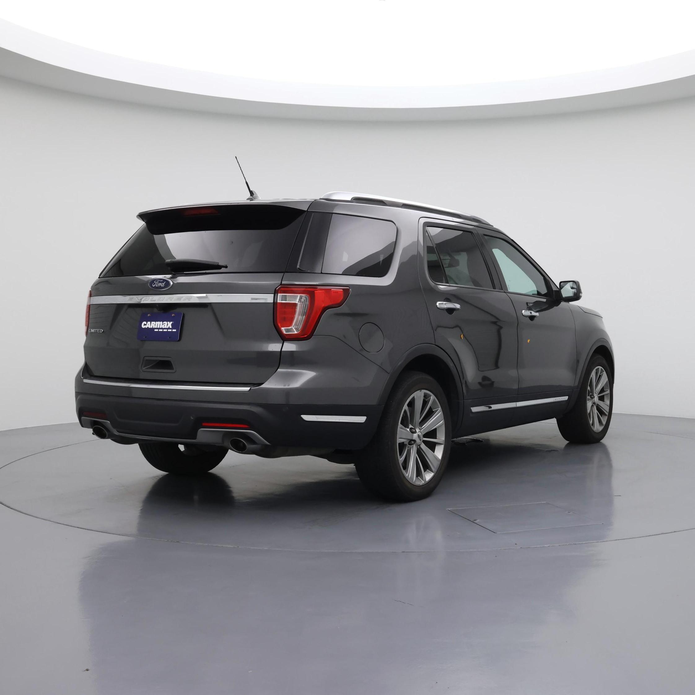 Thumbnail: 2018 Ford Explorer - 8