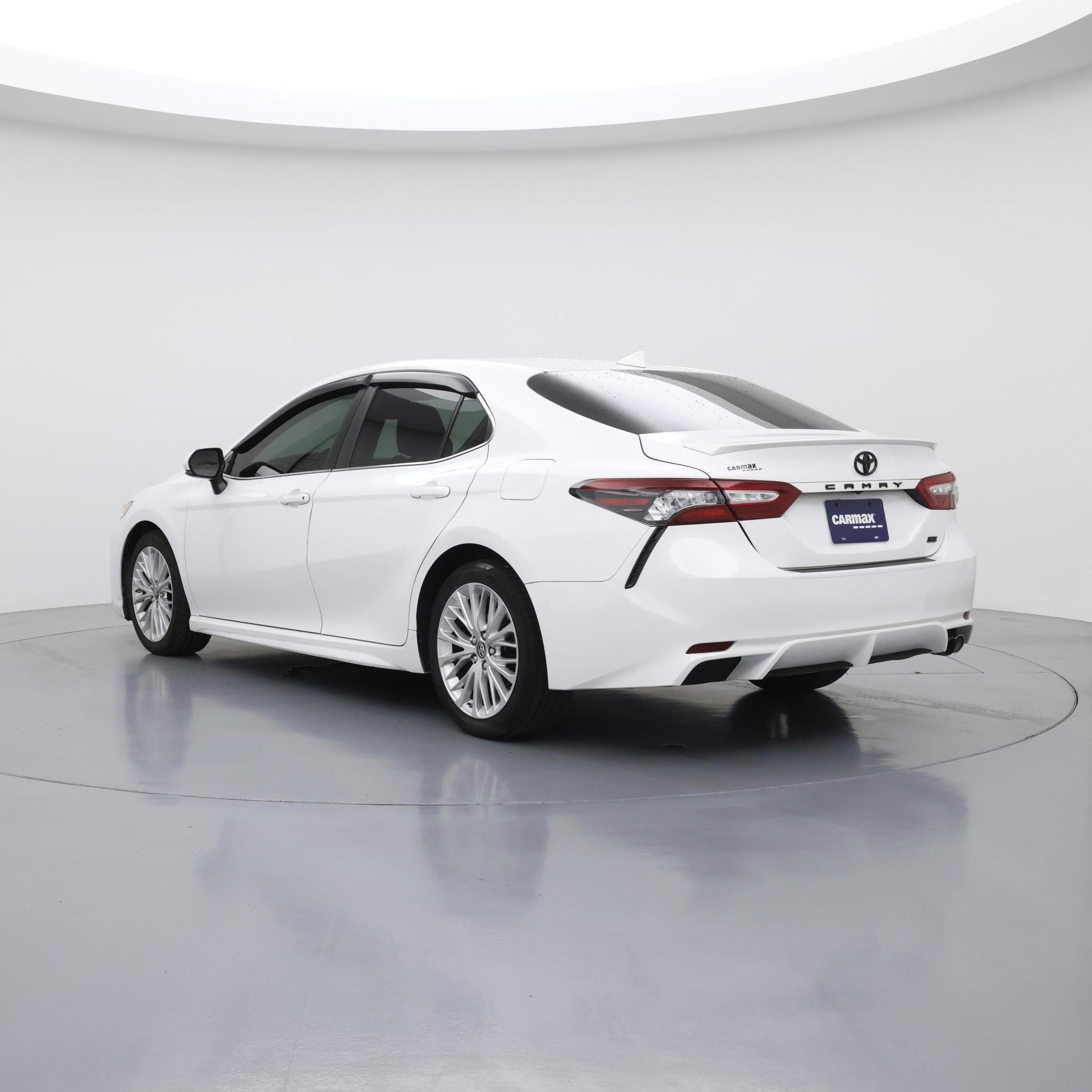 Thumbnail: 2019 Toyota Camry - 2