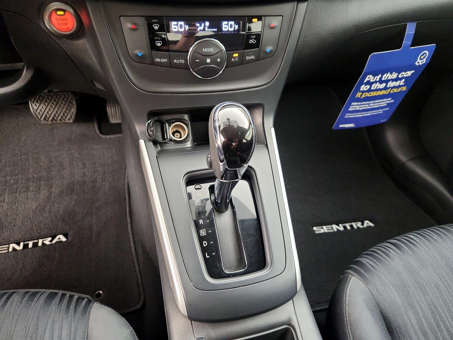 Thumbnail: 2019 Nissan Sentra - 17