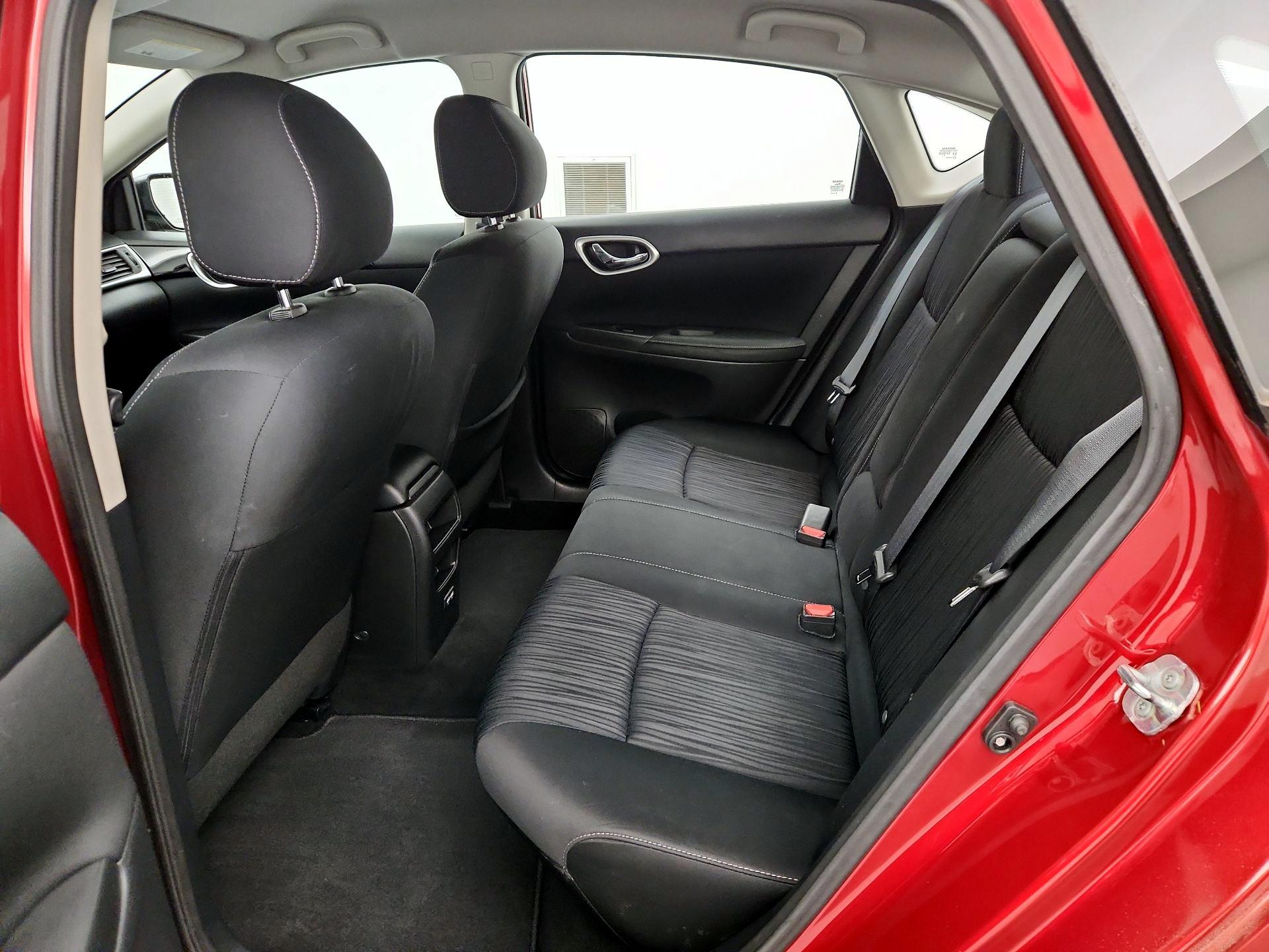 Thumbnail: 2019 Nissan Sentra - 19
