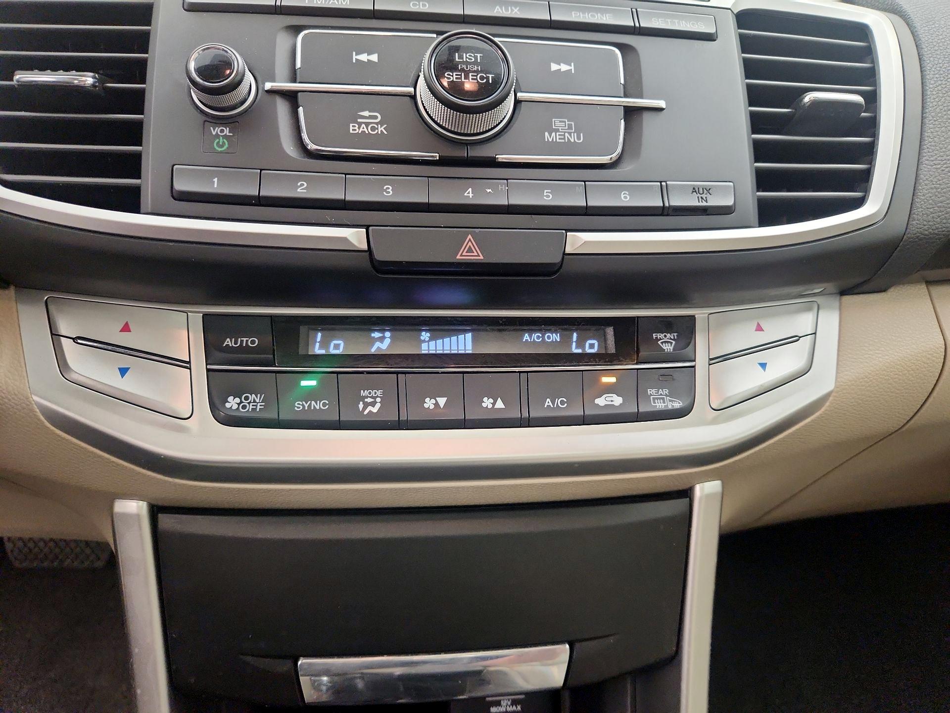 Thumbnail: 2014 Honda Accord - 16