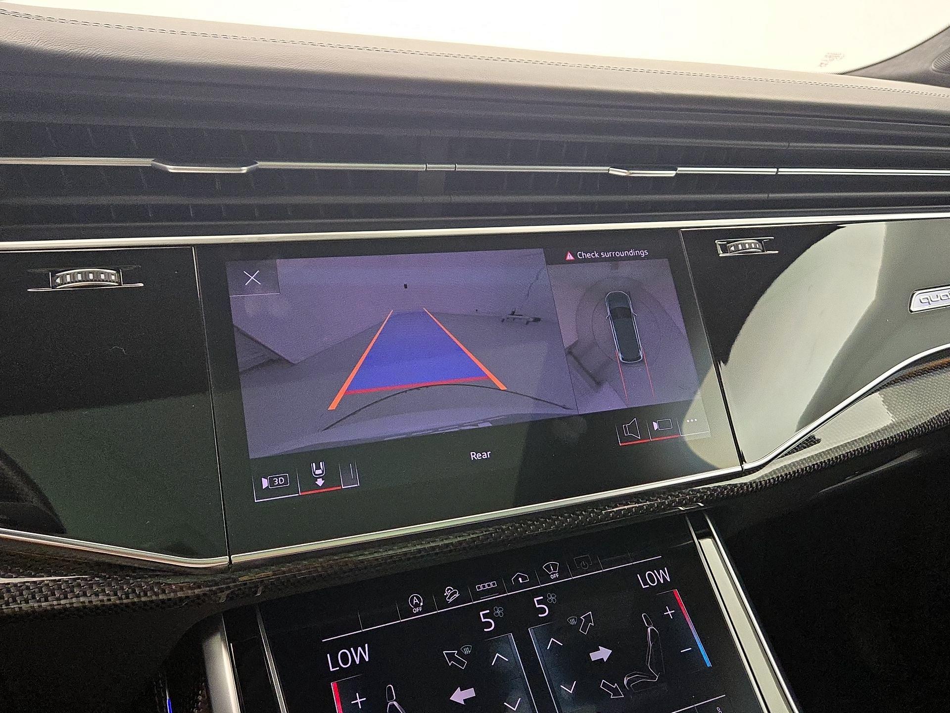 Thumbnail: 2021 Audi SQ7 - 14