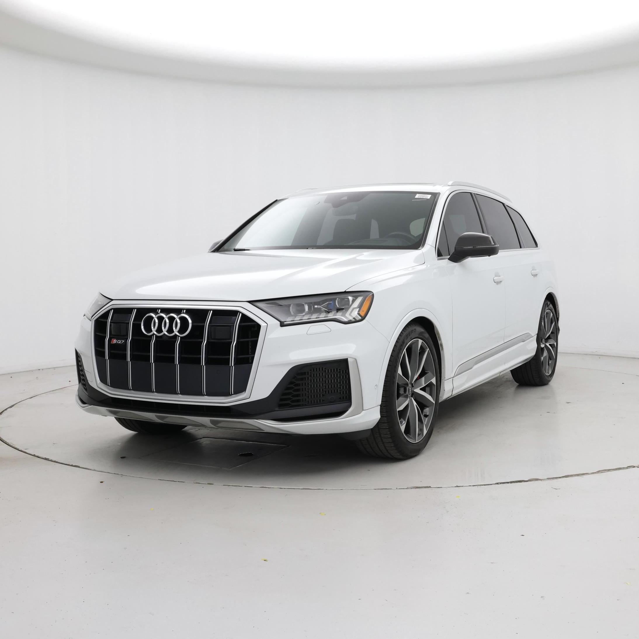 Thumbnail: 2021 Audi SQ7 - 4
