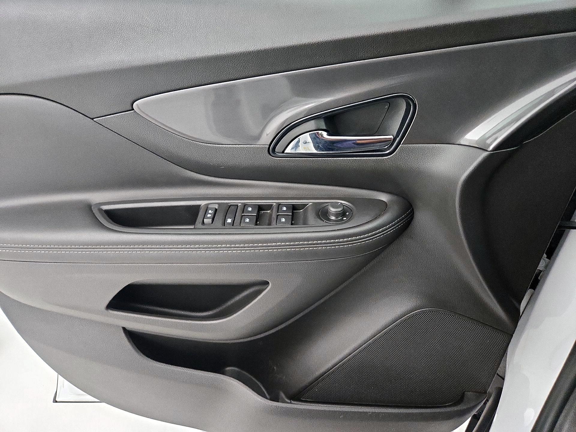 Thumbnail: 2021 Buick Encore - 12