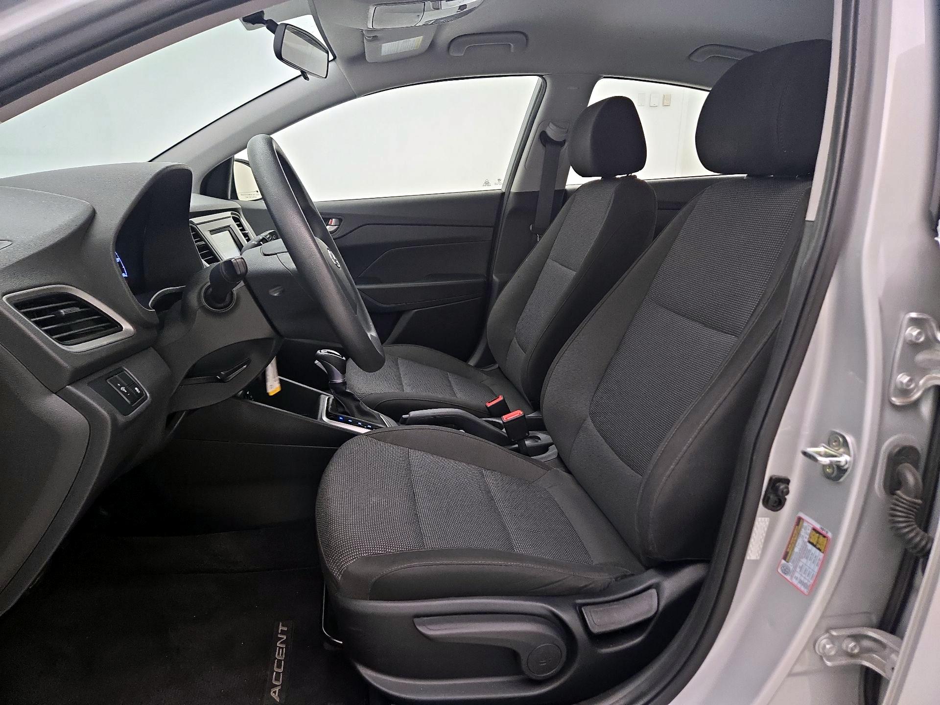 Thumbnail: 2022 Hyundai Accent - 11