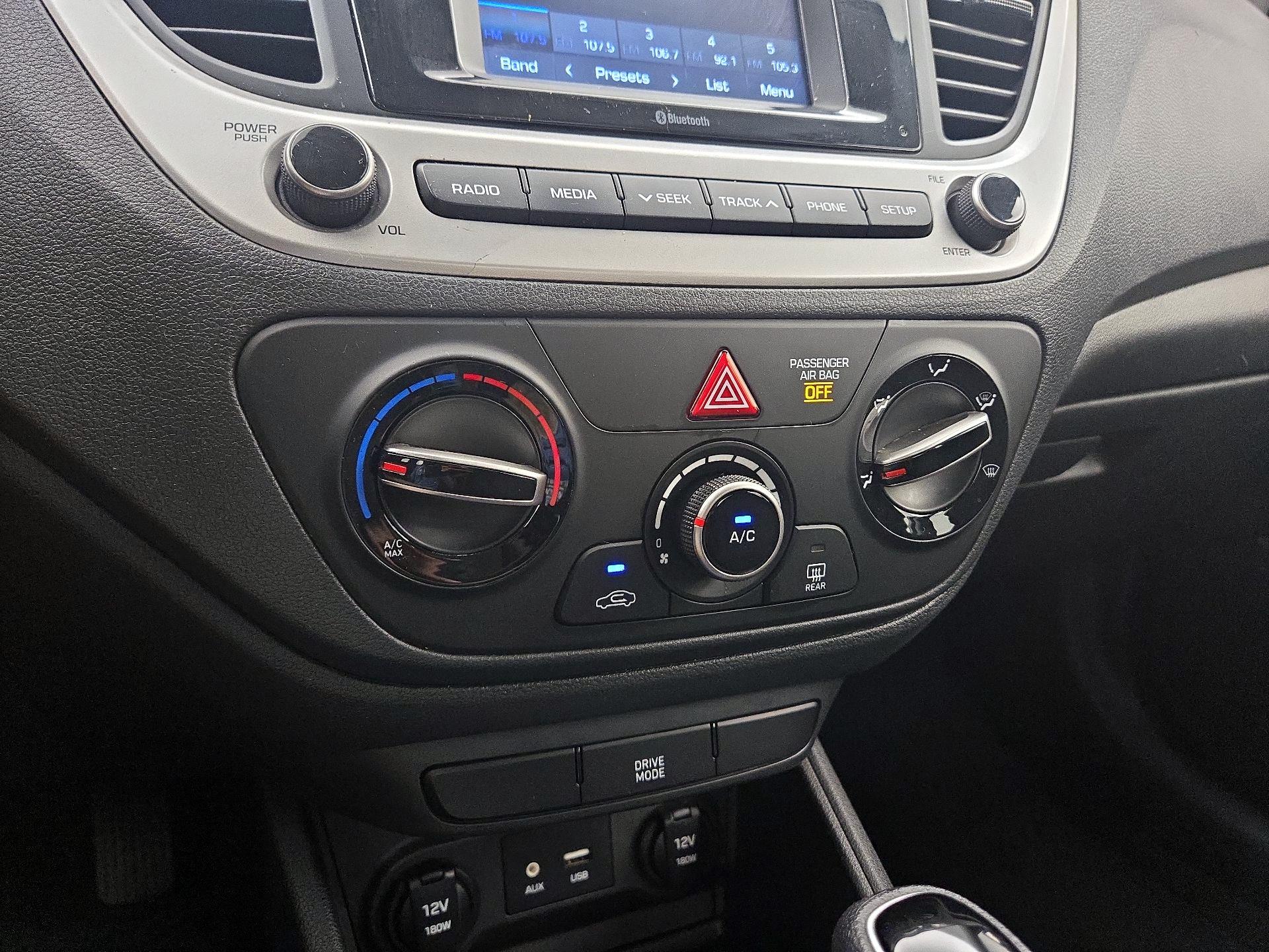 Thumbnail: 2022 Hyundai Accent - 16
