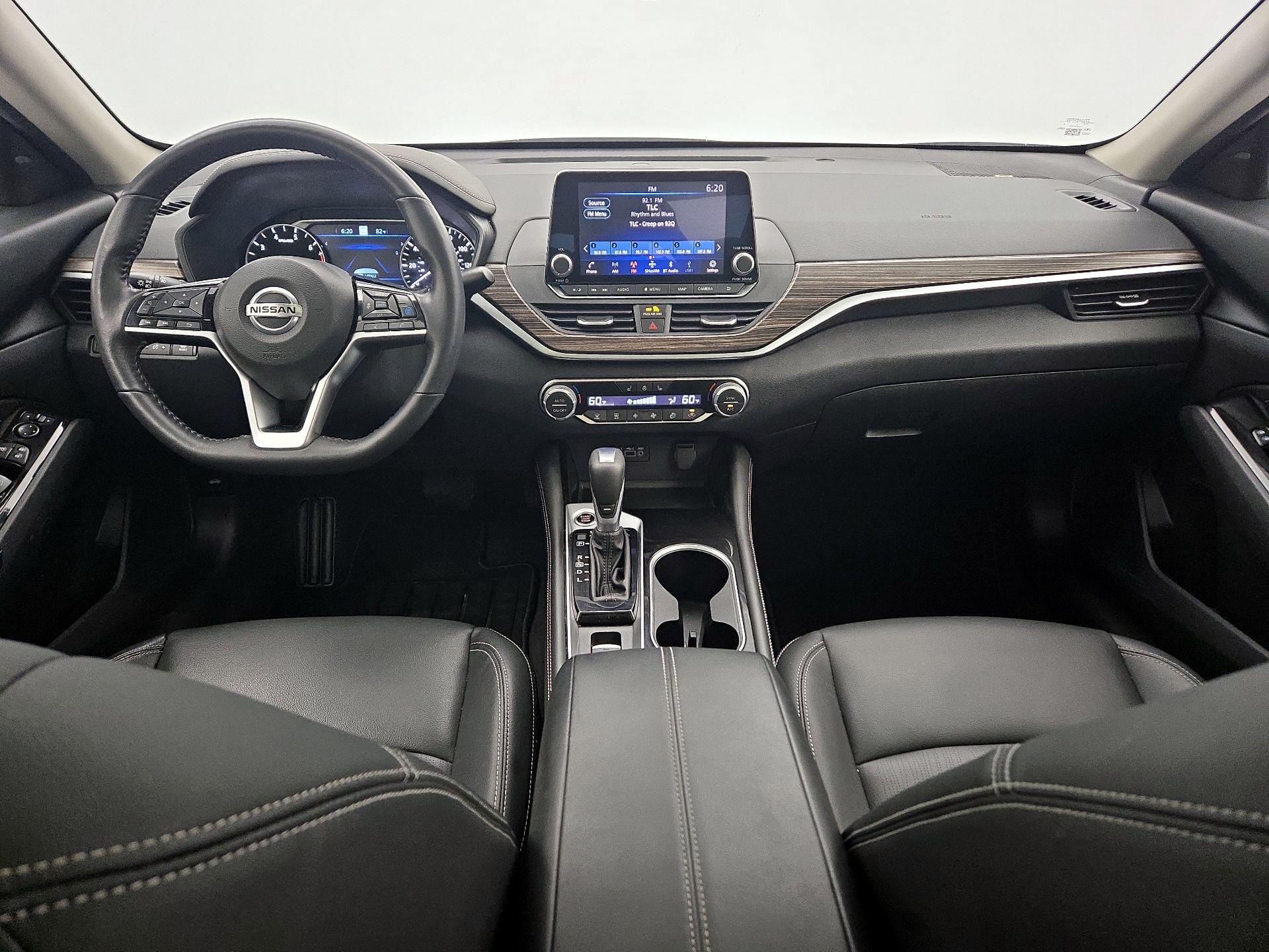 Thumbnail: 2022 Nissan Altima - 9