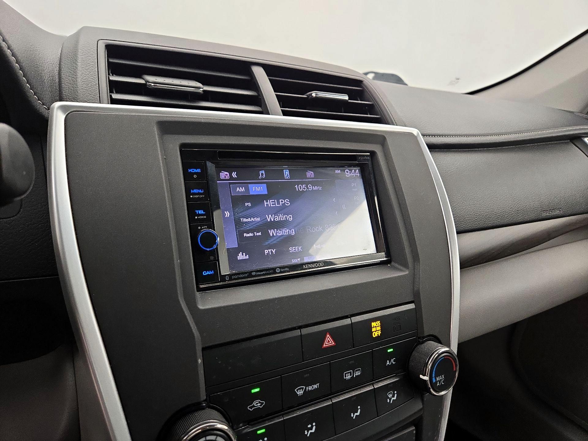 Thumbnail: 2015 Toyota Camry - 15