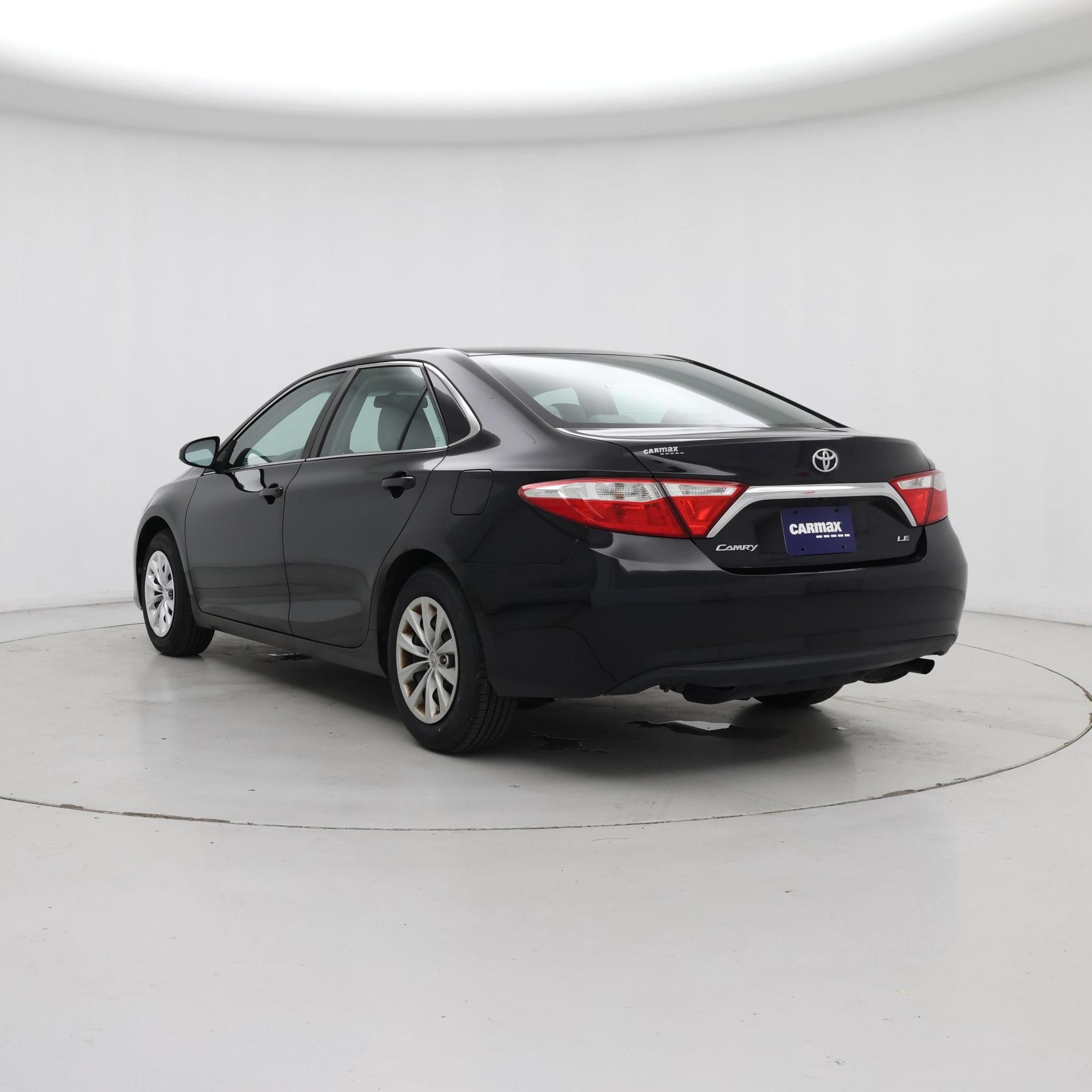 Thumbnail: 2015 Toyota Camry - 2
