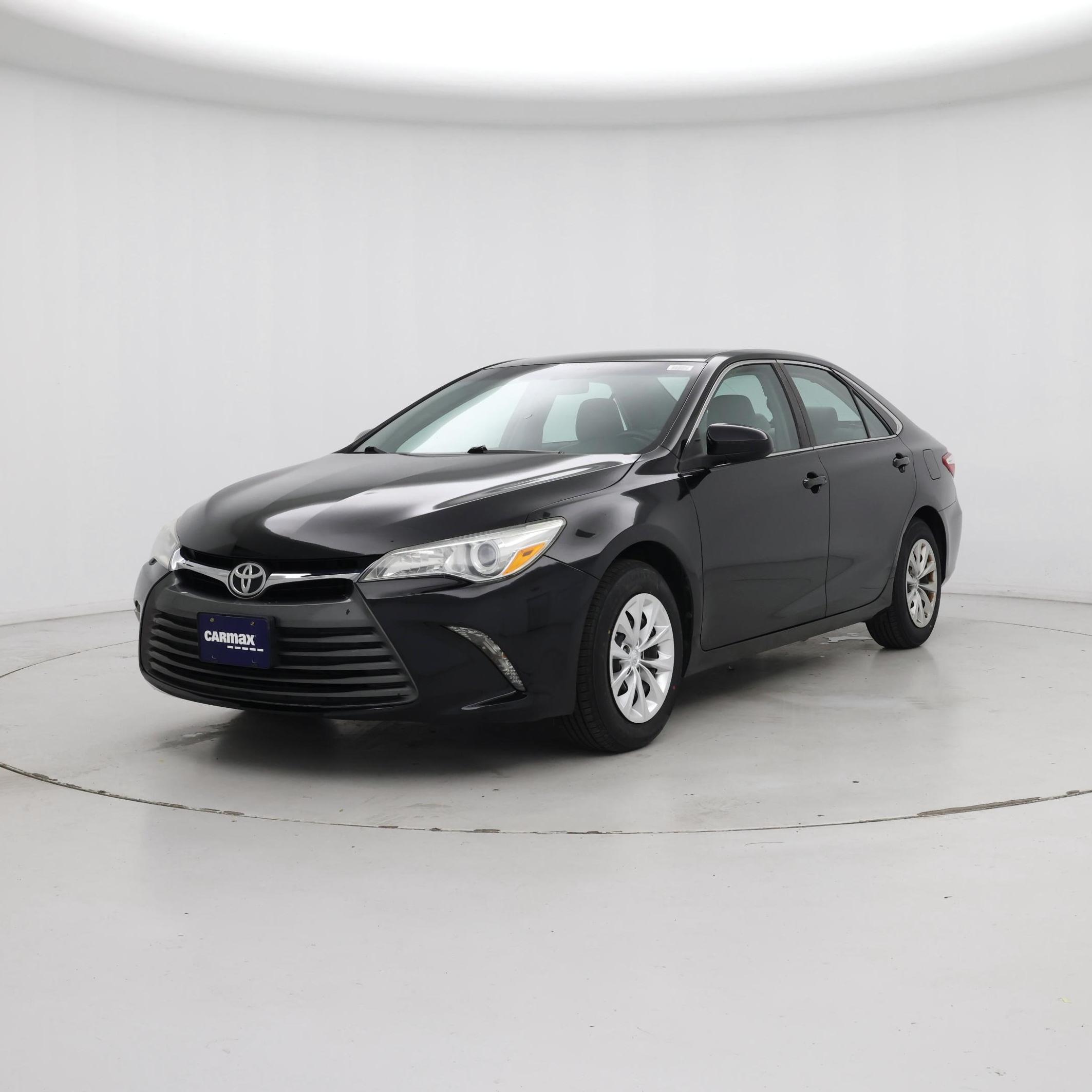Thumbnail: 2015 Toyota Camry - 4