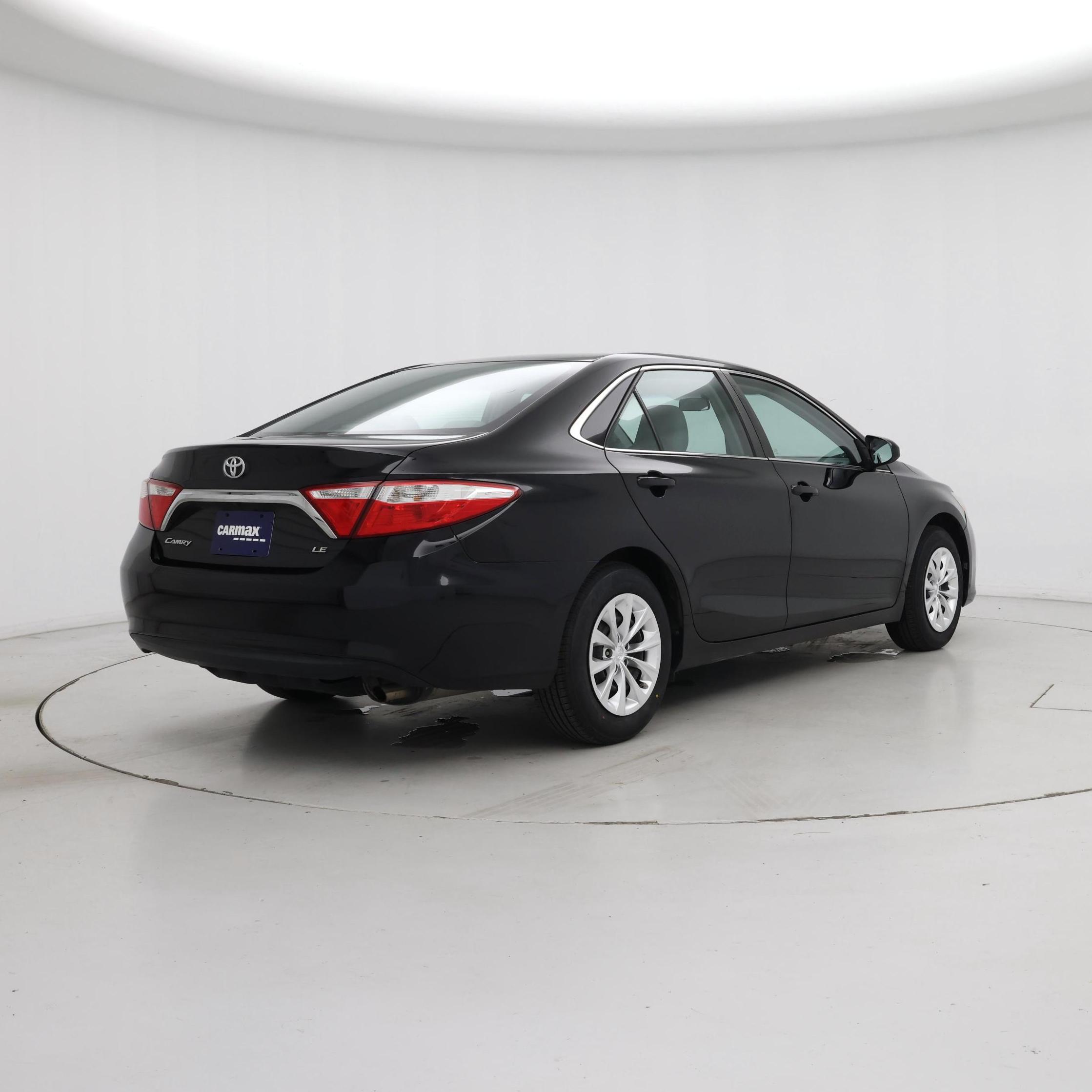 Thumbnail: 2015 Toyota Camry - 8