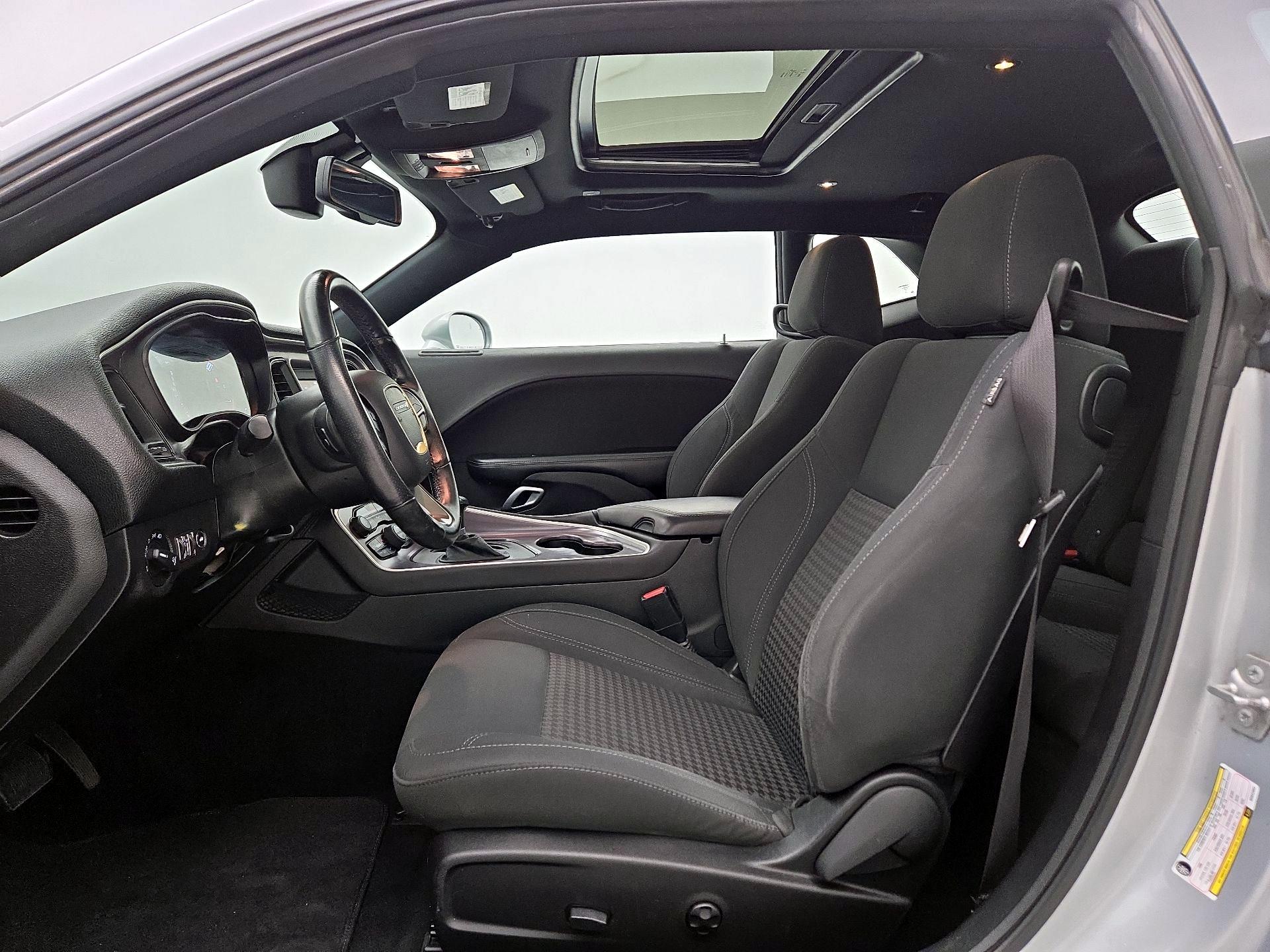 Thumbnail: 2019 Dodge Challenger - 11