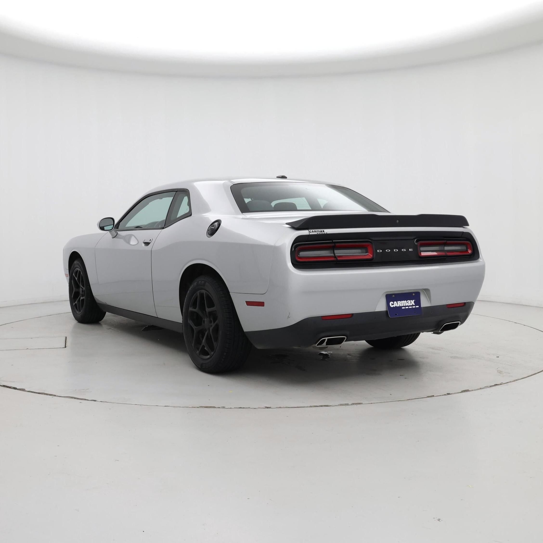 Thumbnail: 2019 Dodge Challenger - 2