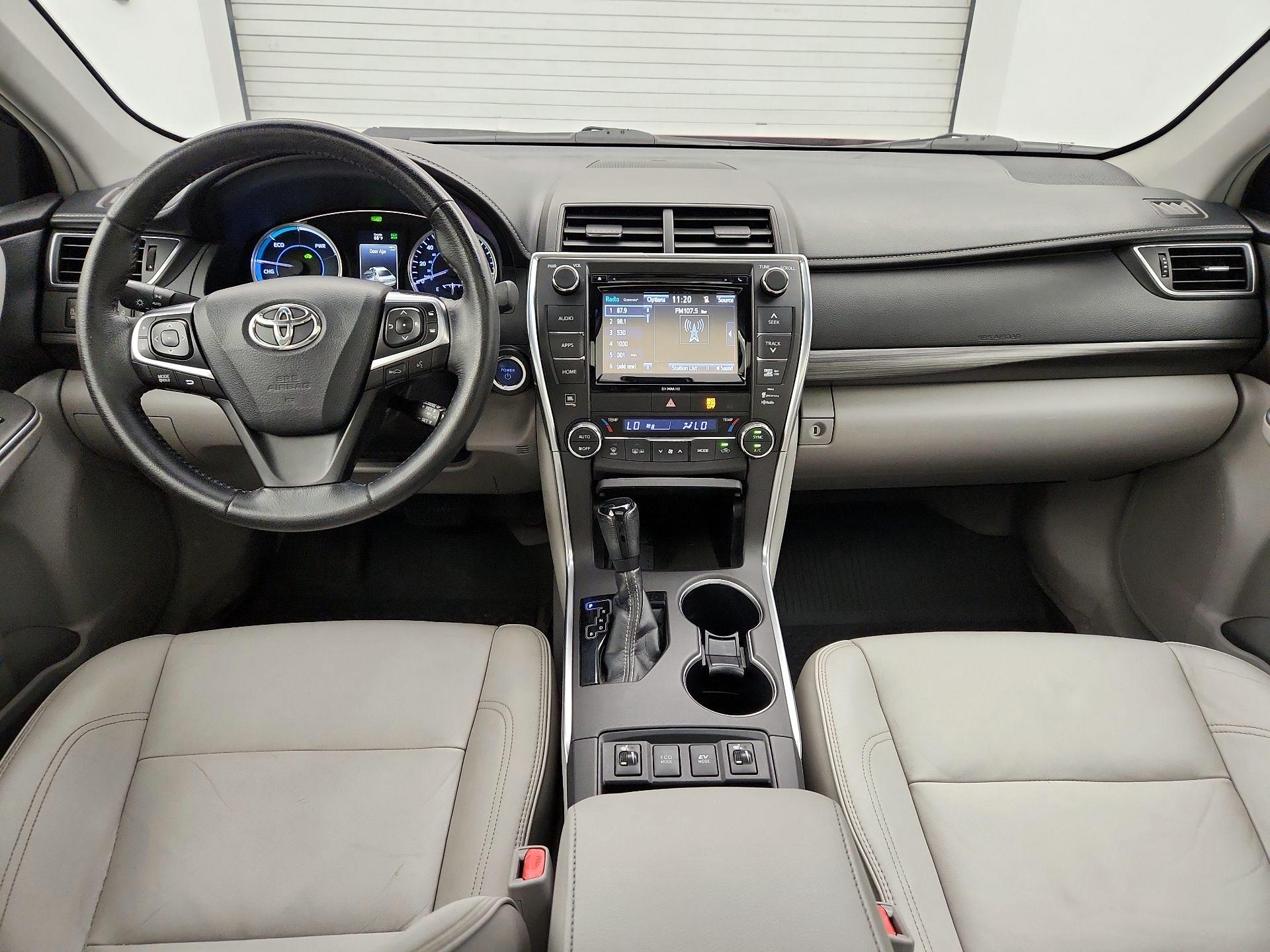 Thumbnail: 2016 Toyota Camry - 9
