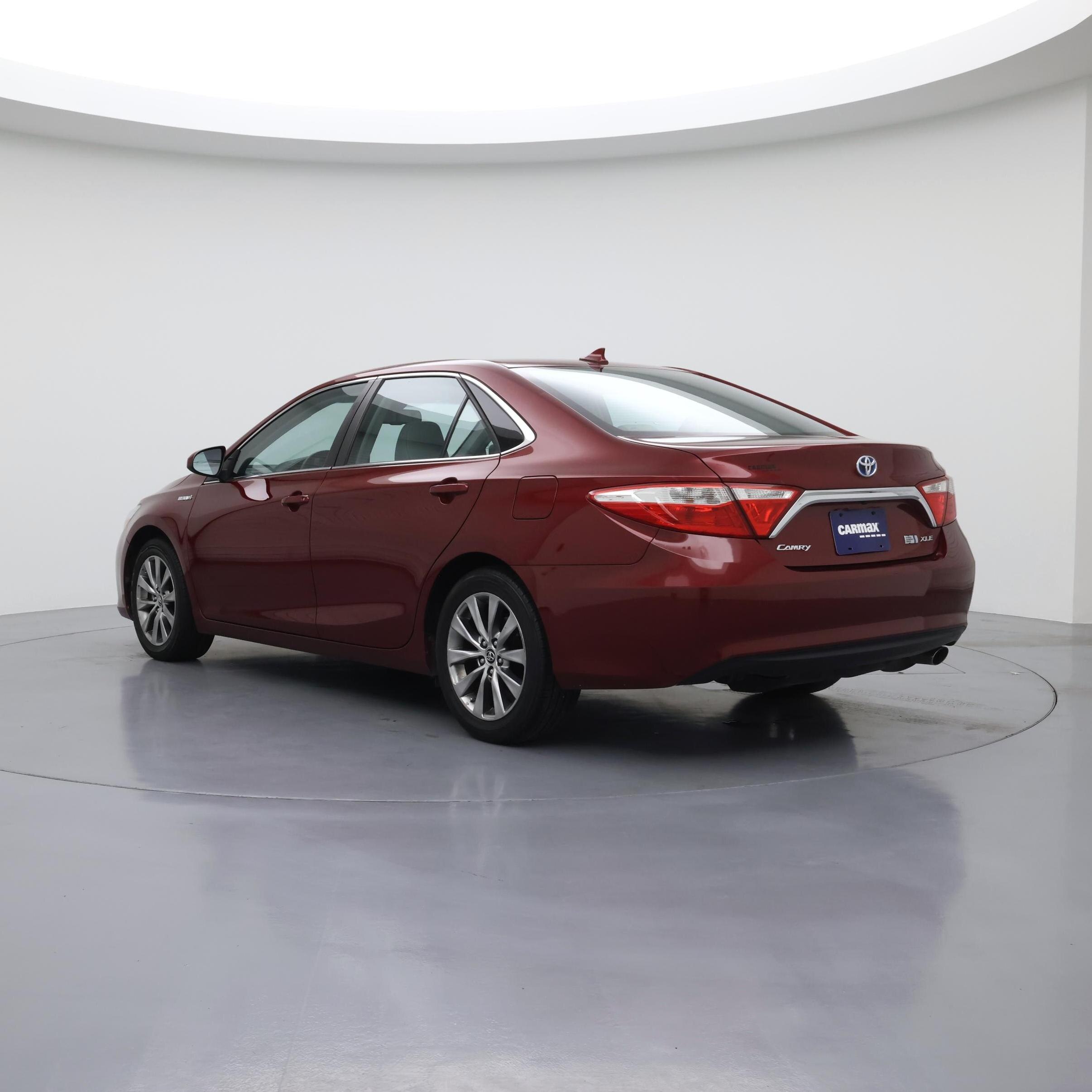 Thumbnail: 2016 Toyota Camry - 2