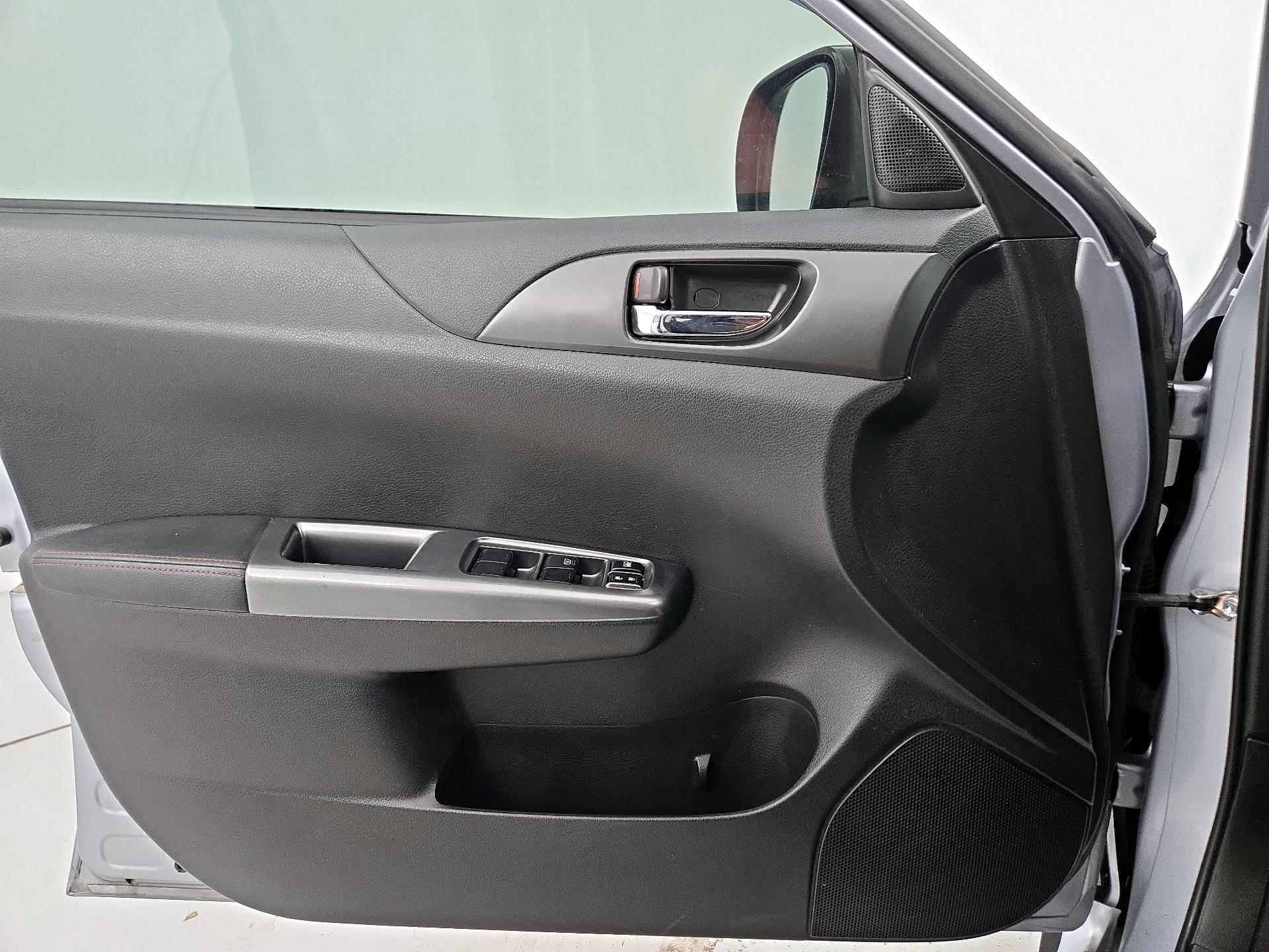 Thumbnail: 2014 Subaru Impreza - 12