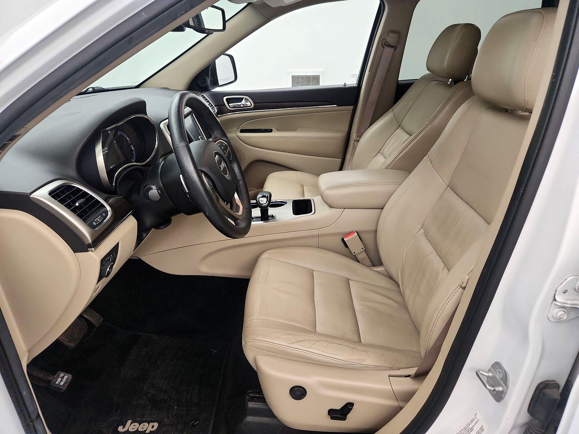 Thumbnail: 2014 Jeep Grand Cherokee - 11