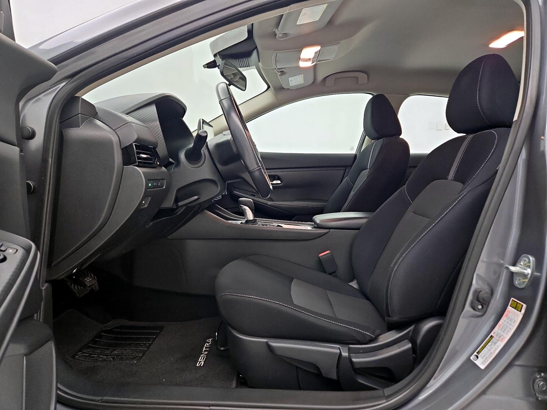 Thumbnail: 2021 Nissan Sentra - 11