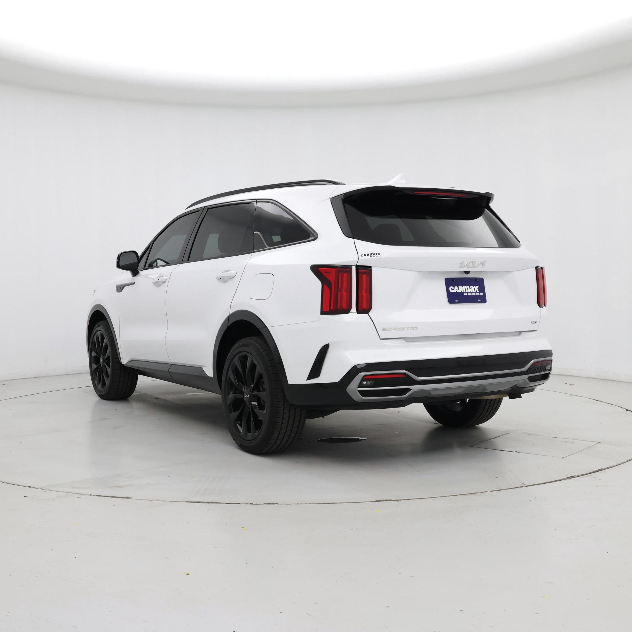 Thumbnail: 2023 Kia Sorento - 2