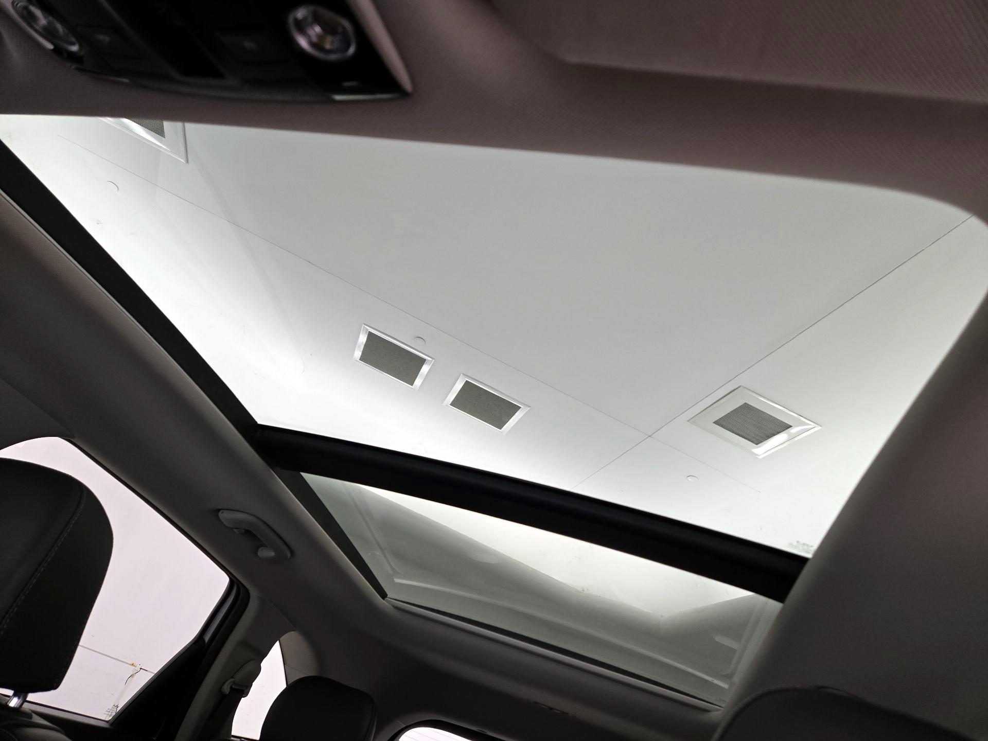 Thumbnail: 2023 Kia Sorento - 20