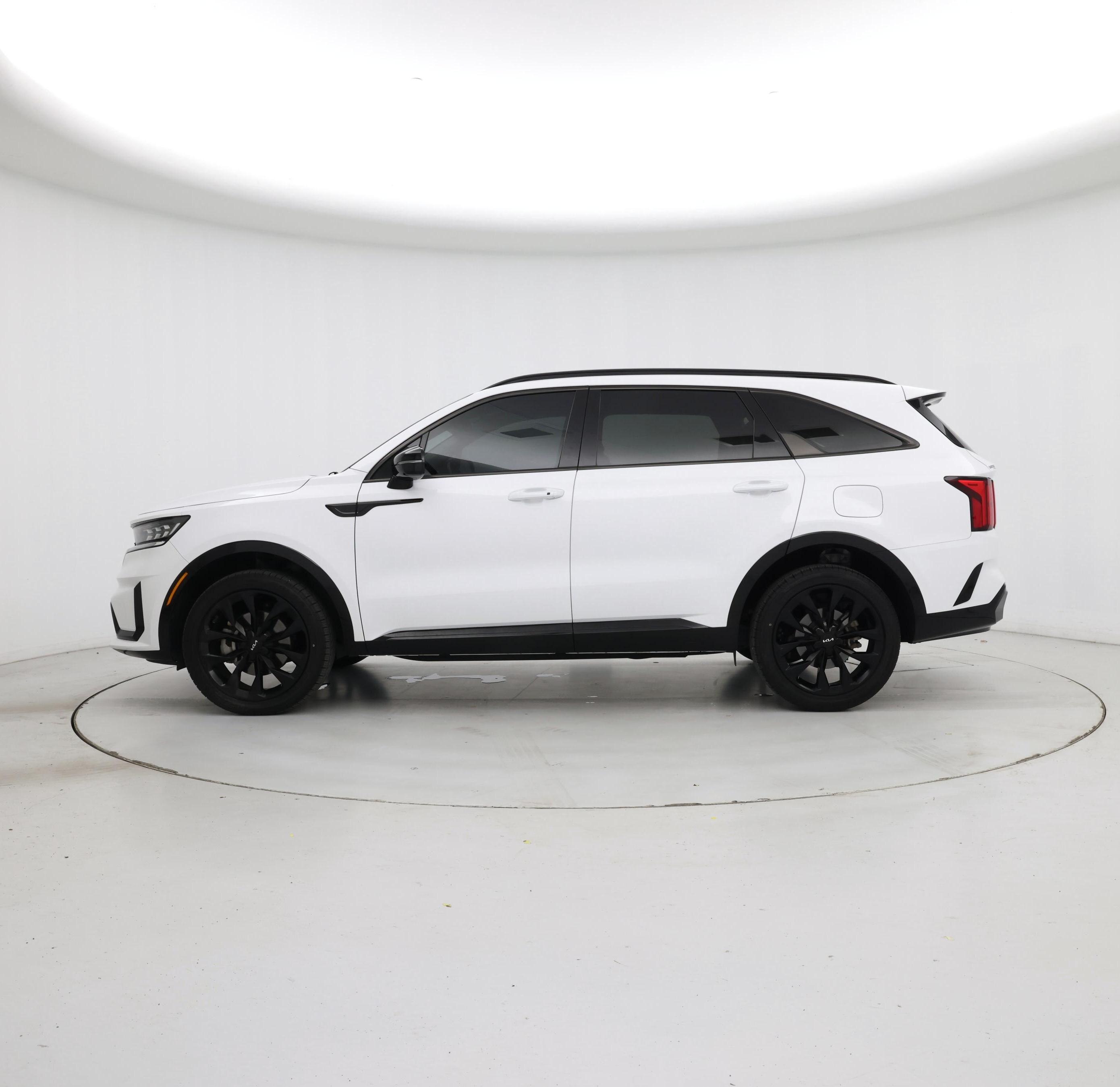 Thumbnail: 2023 Kia Sorento - 3