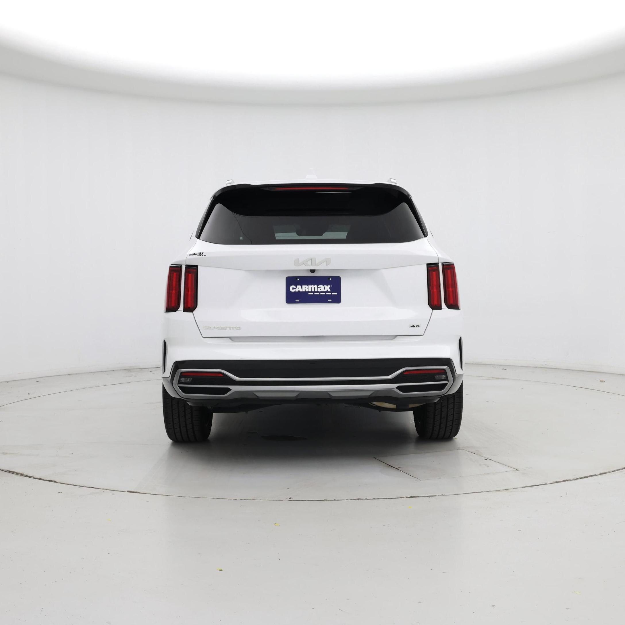 Thumbnail: 2023 Kia Sorento - 6
