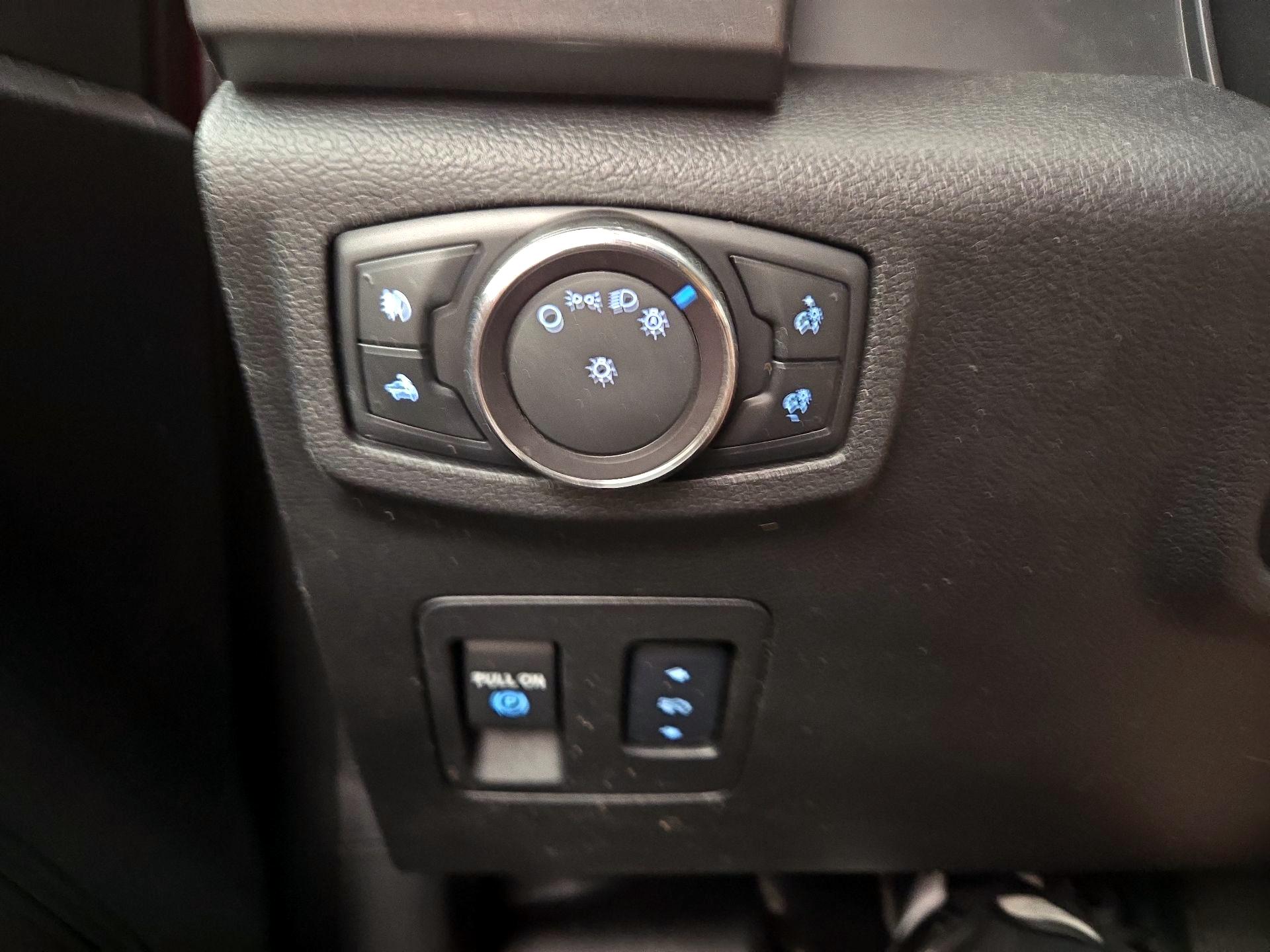 Thumbnail: 2018 Ford F-150 - 13