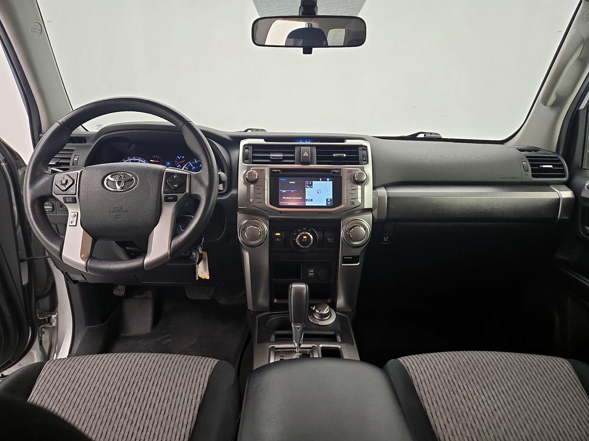 Thumbnail: 2016 Toyota 4Runner - 9