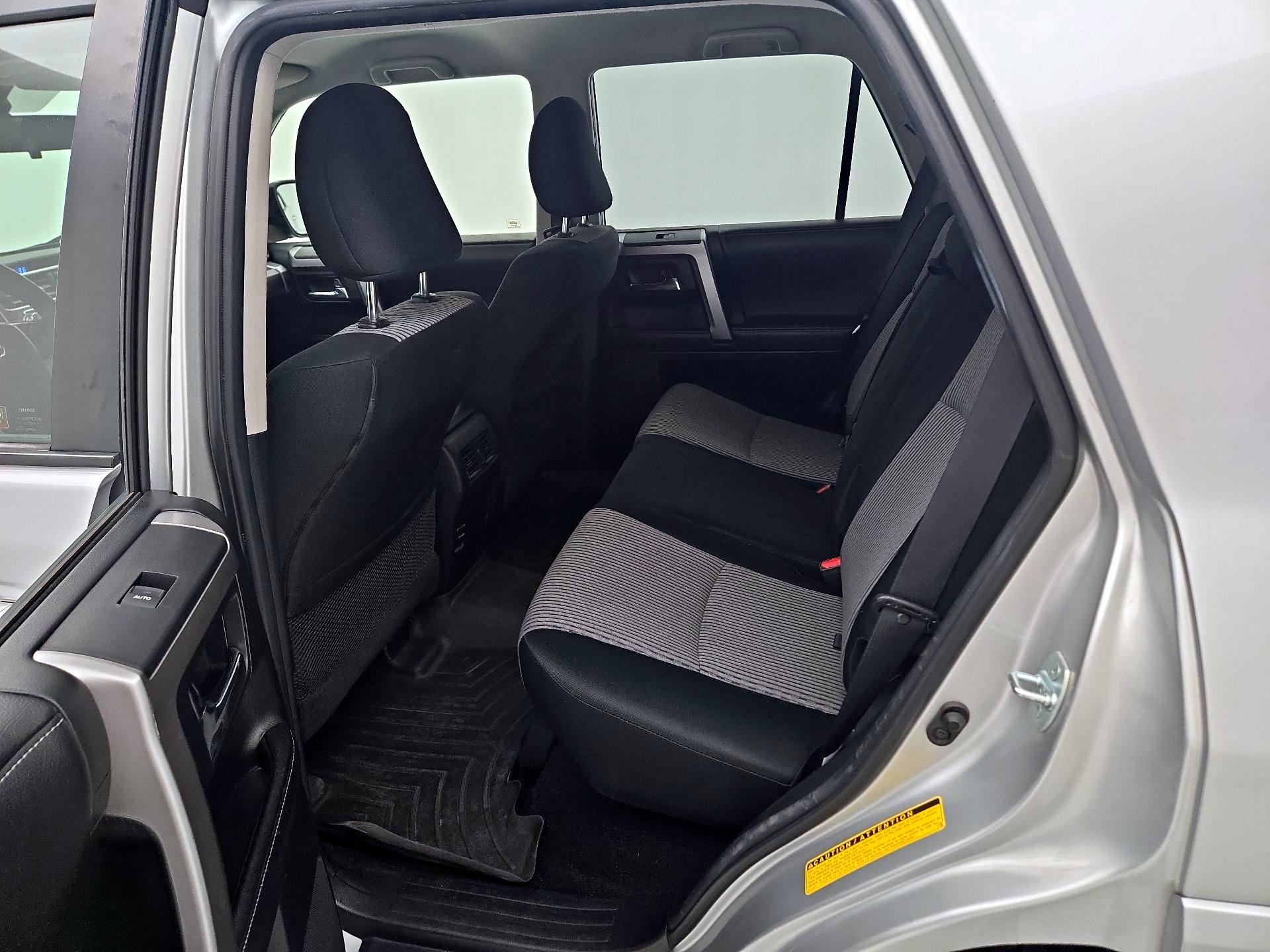 Thumbnail: 2016 Toyota 4Runner - 20