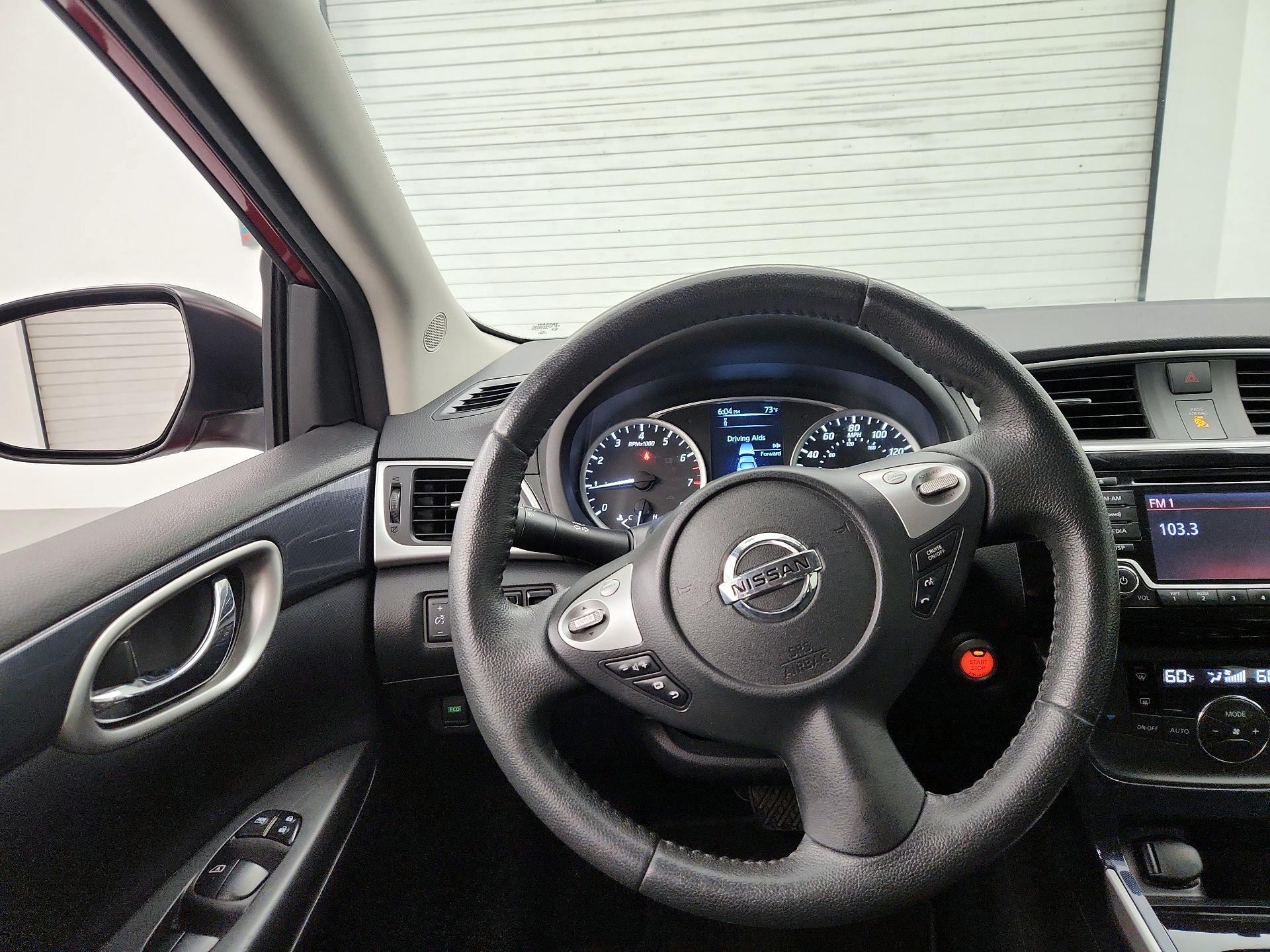 Thumbnail: 2018 Nissan Sentra - 10