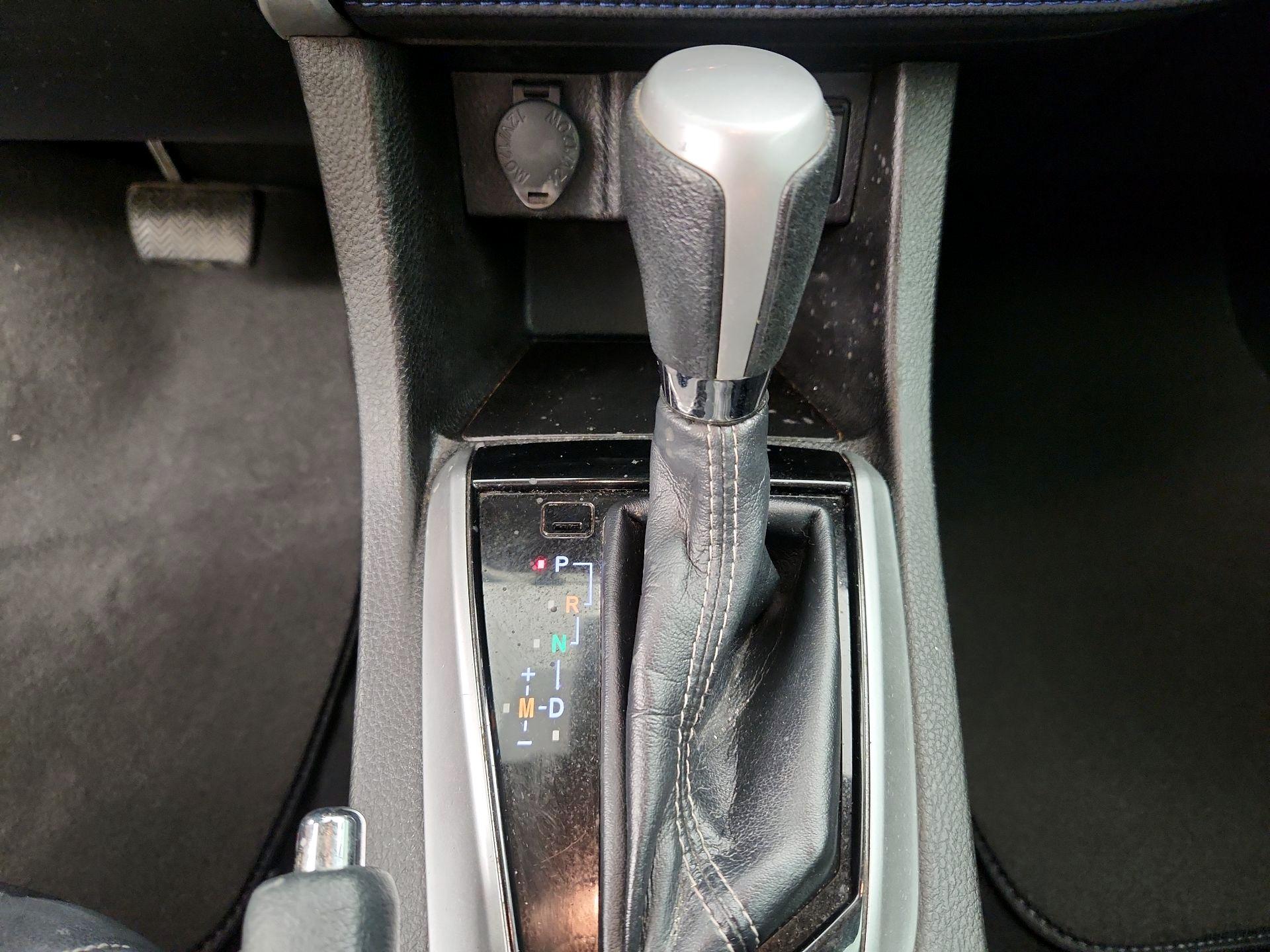 Thumbnail: 2019 Toyota Corolla - 17