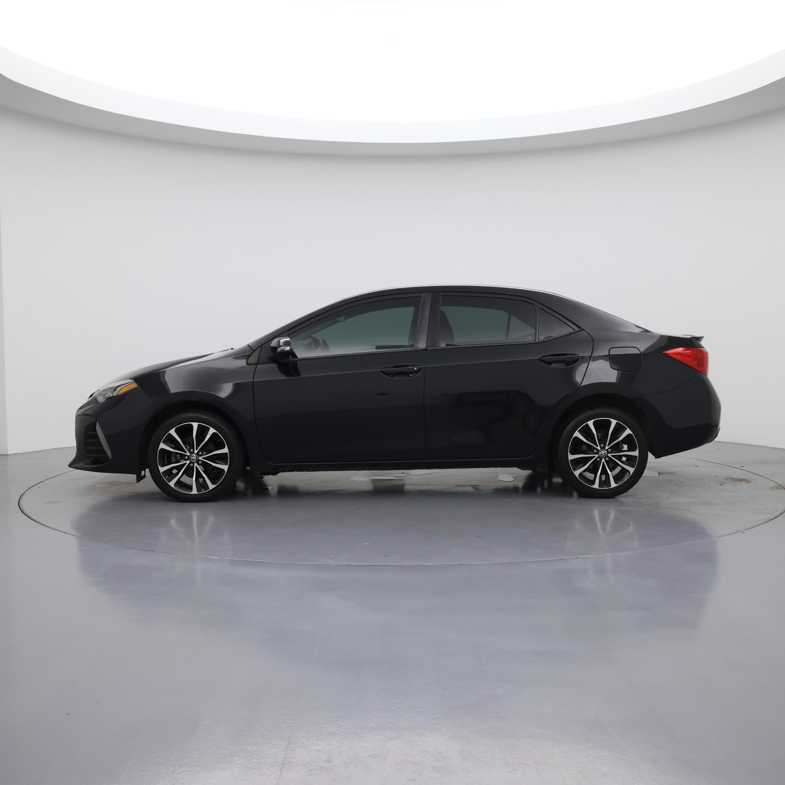 Thumbnail: 2019 Toyota Corolla - 3