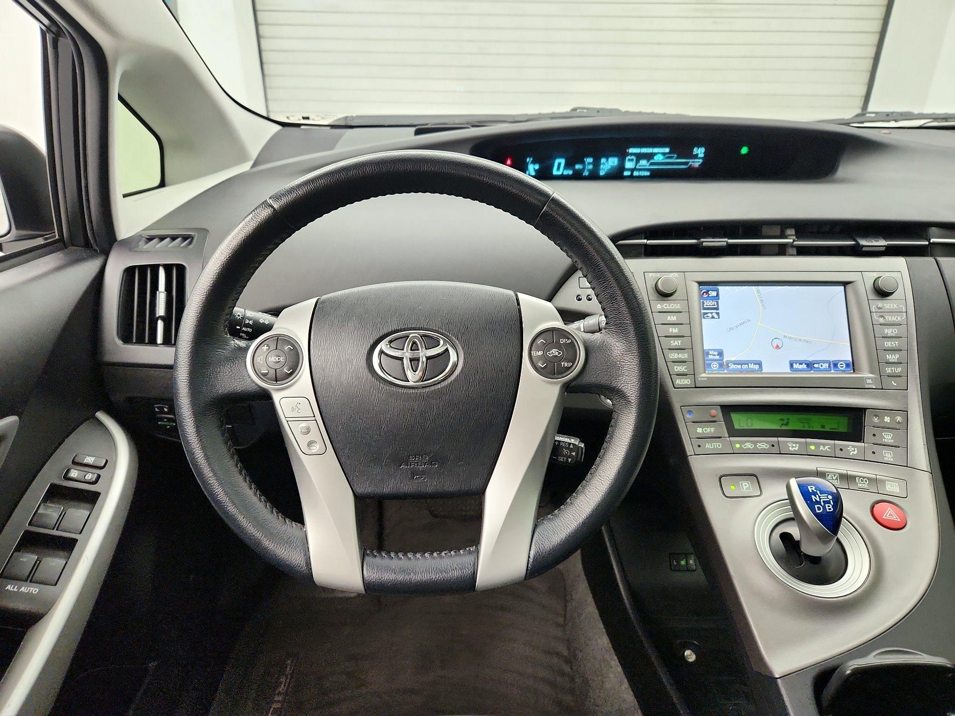 Thumbnail: 2015 Toyota Prius - 10