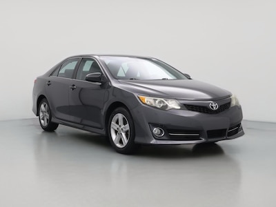 Gray 2014 Toyota Camry SE