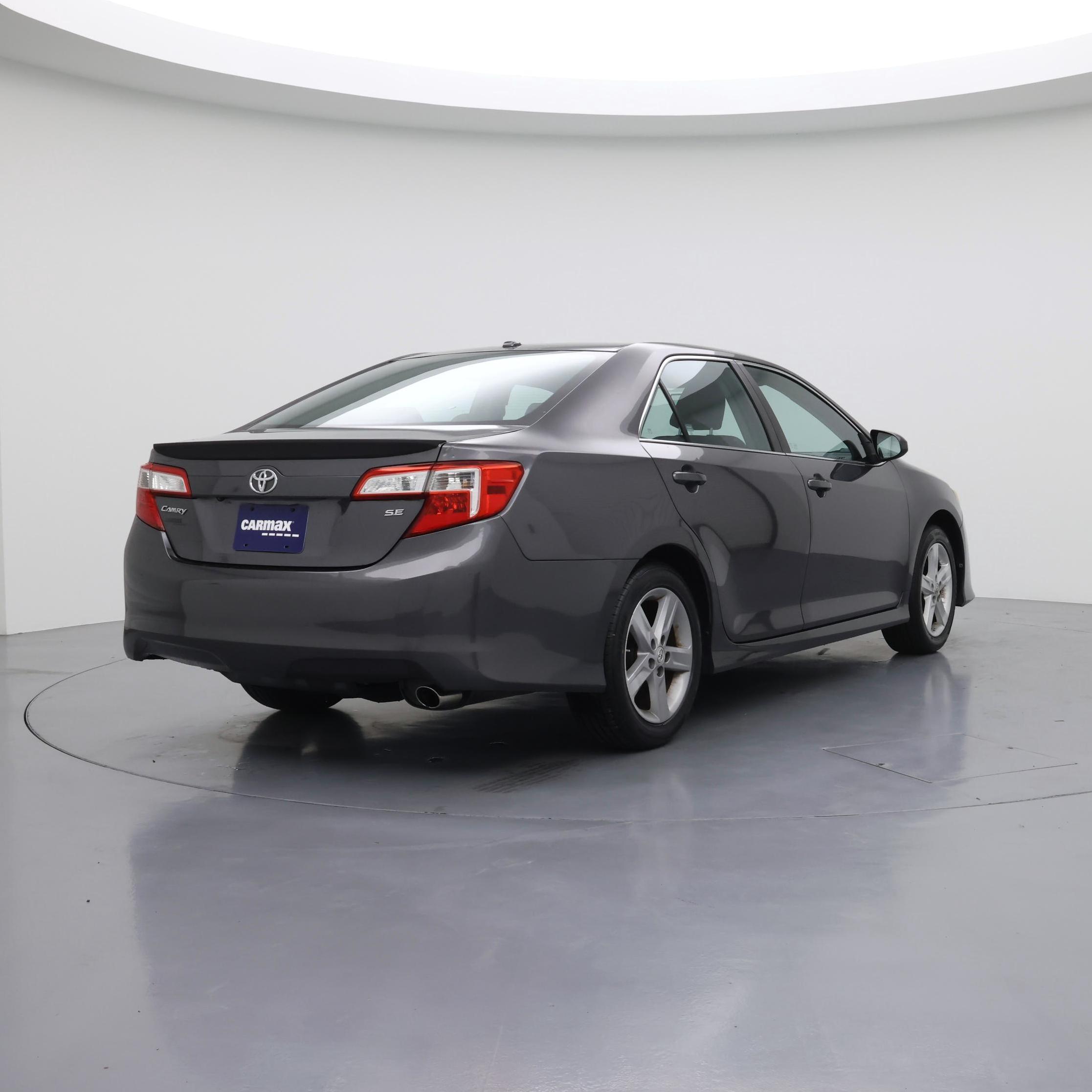 Thumbnail: 2014 Toyota Camry - 8