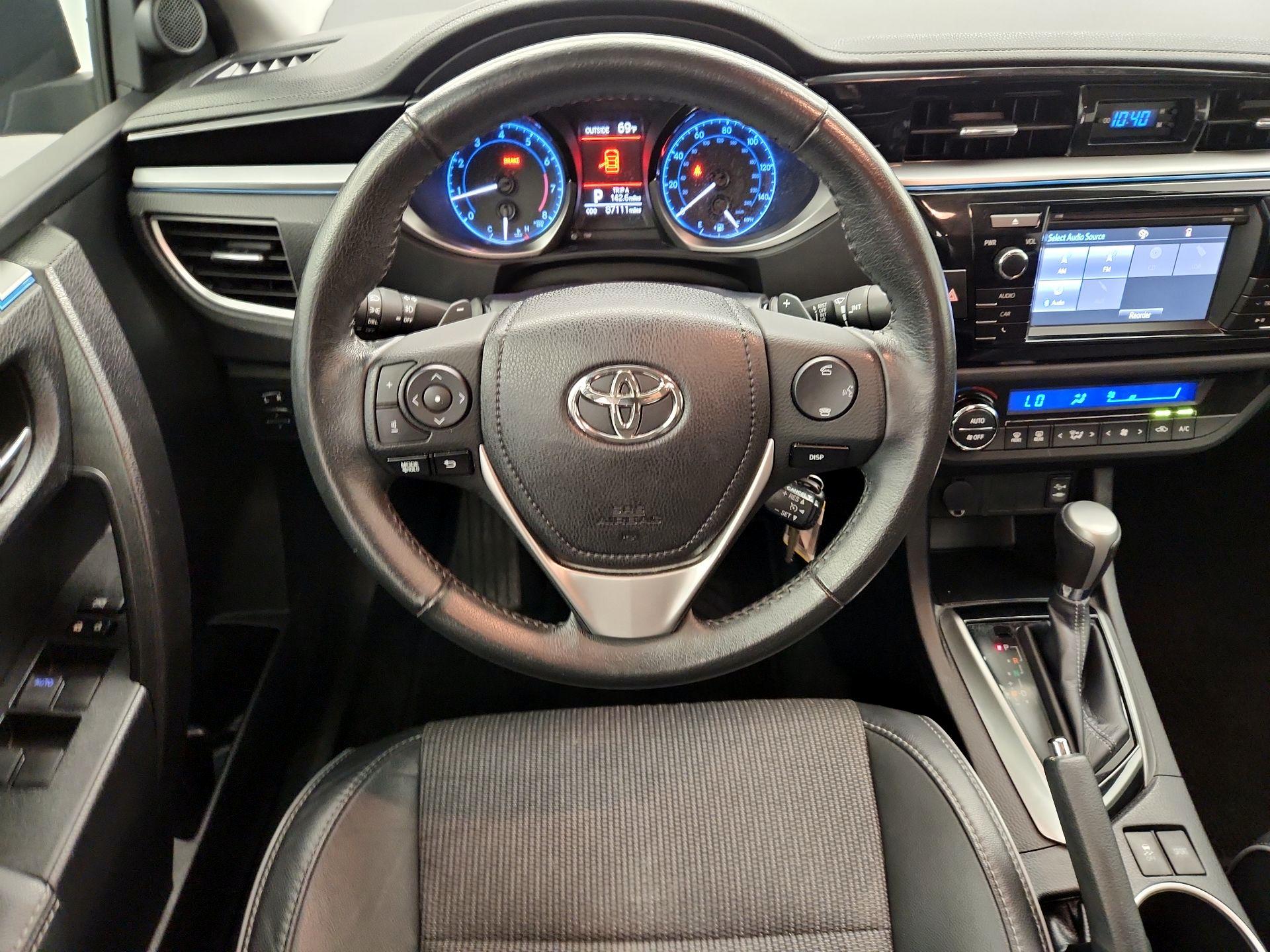 Thumbnail: 2015 Toyota Corolla - 10