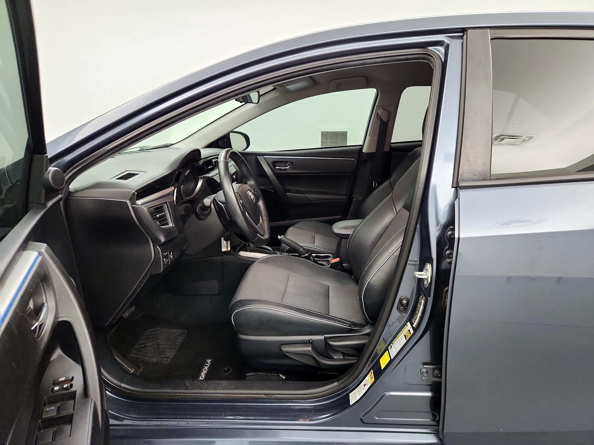 Thumbnail: 2015 Toyota Corolla - 11