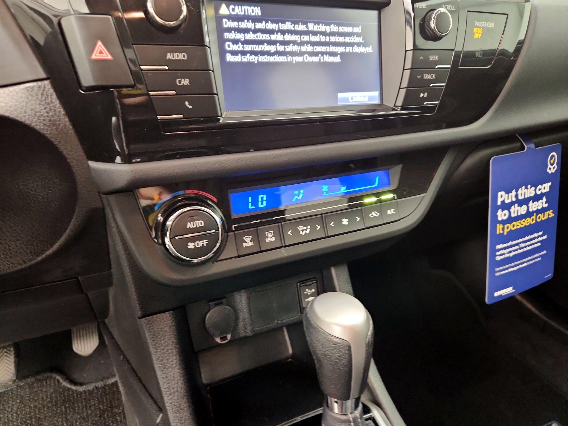 Thumbnail: 2015 Toyota Corolla - 16