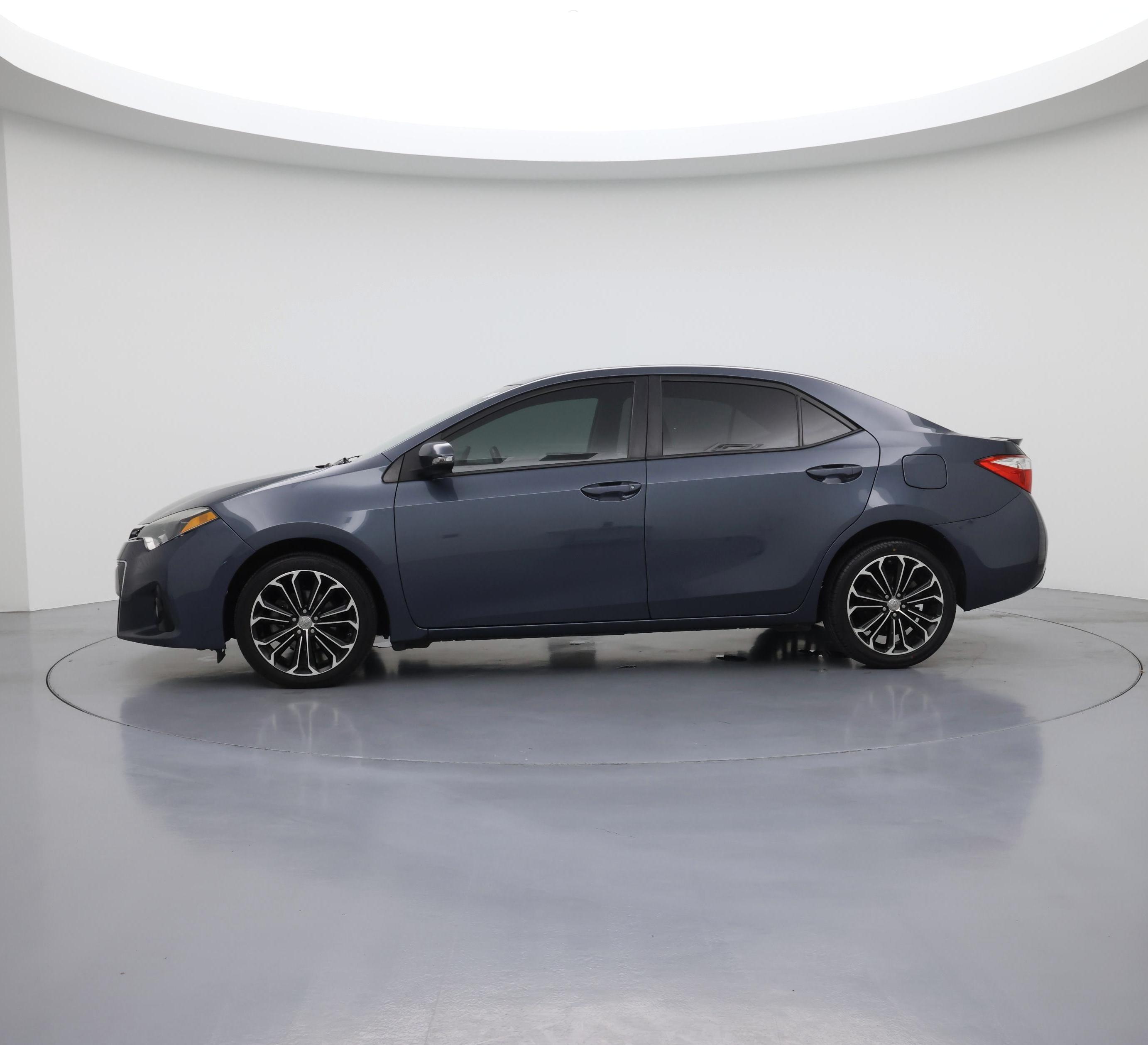 Thumbnail: 2015 Toyota Corolla - 3