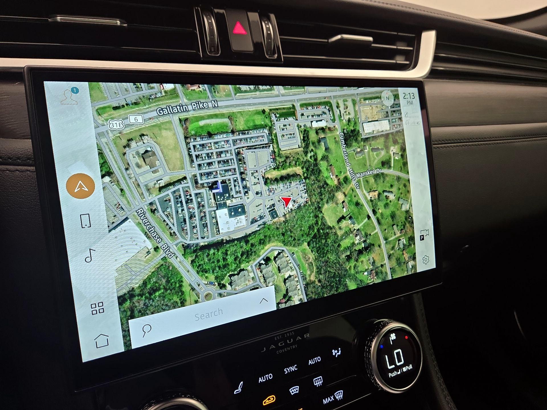 Thumbnail: 2021 Jaguar F-Pace - 14