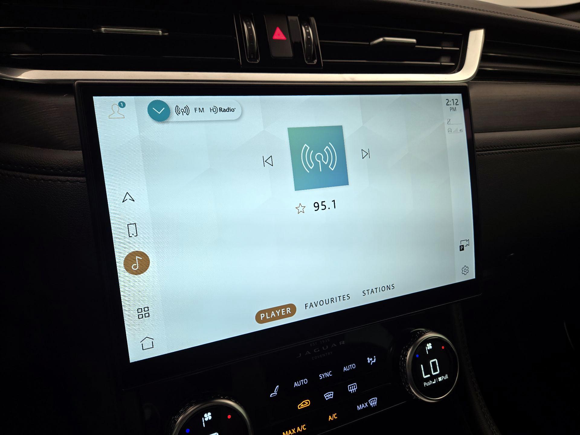 Thumbnail: 2021 Jaguar F-Pace - 16