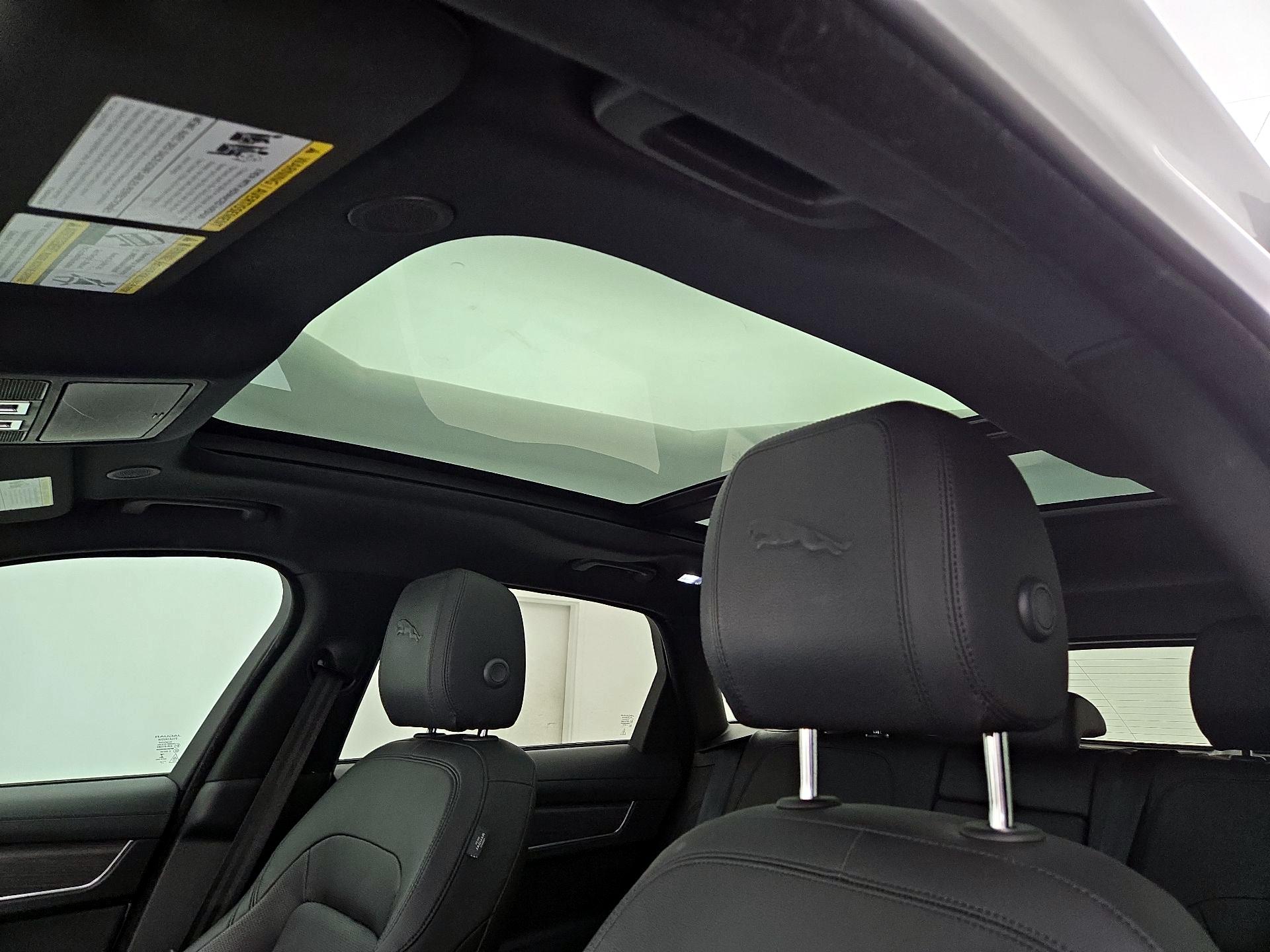 Thumbnail: 2021 Jaguar F-Pace - 20