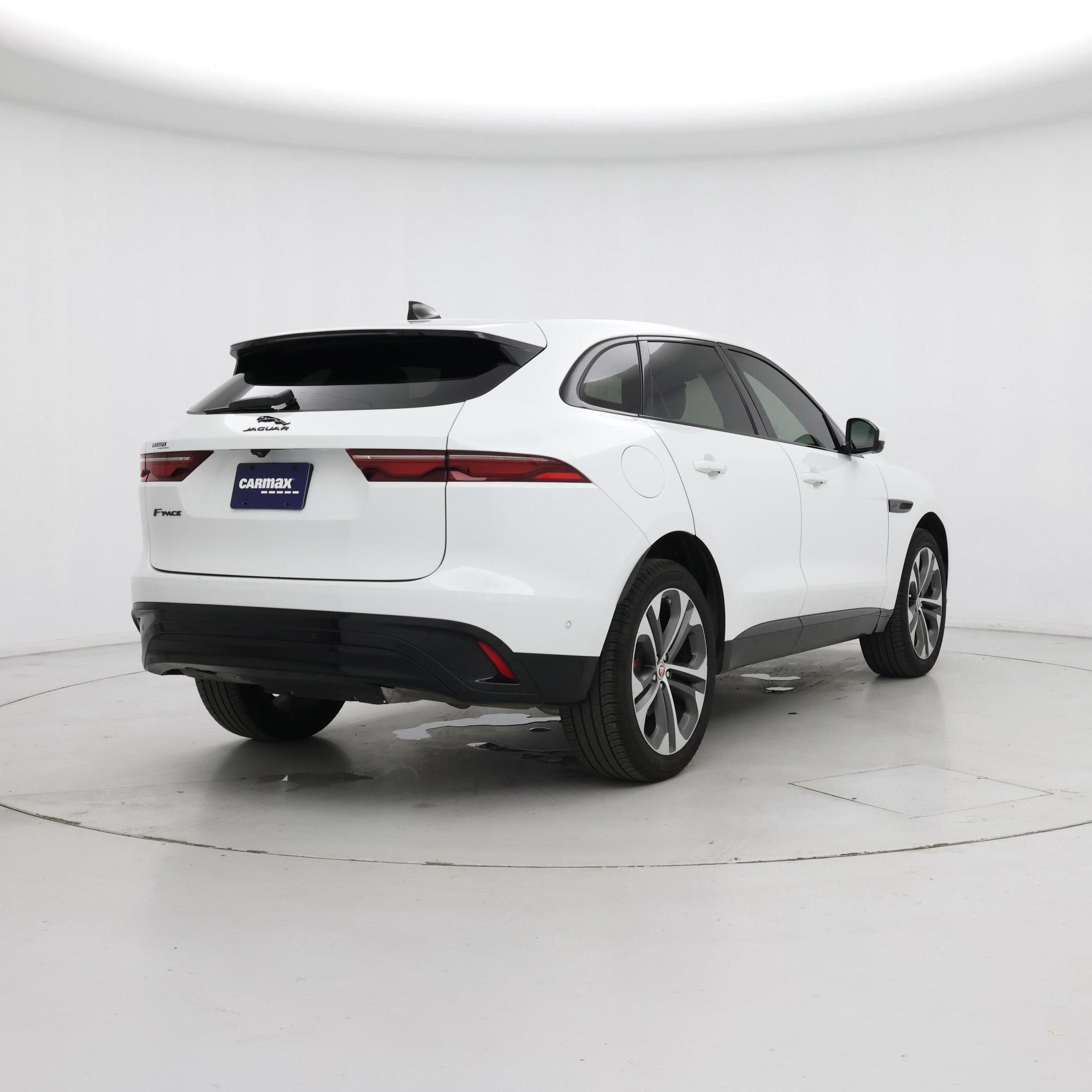Thumbnail: 2021 Jaguar F-Pace - 8